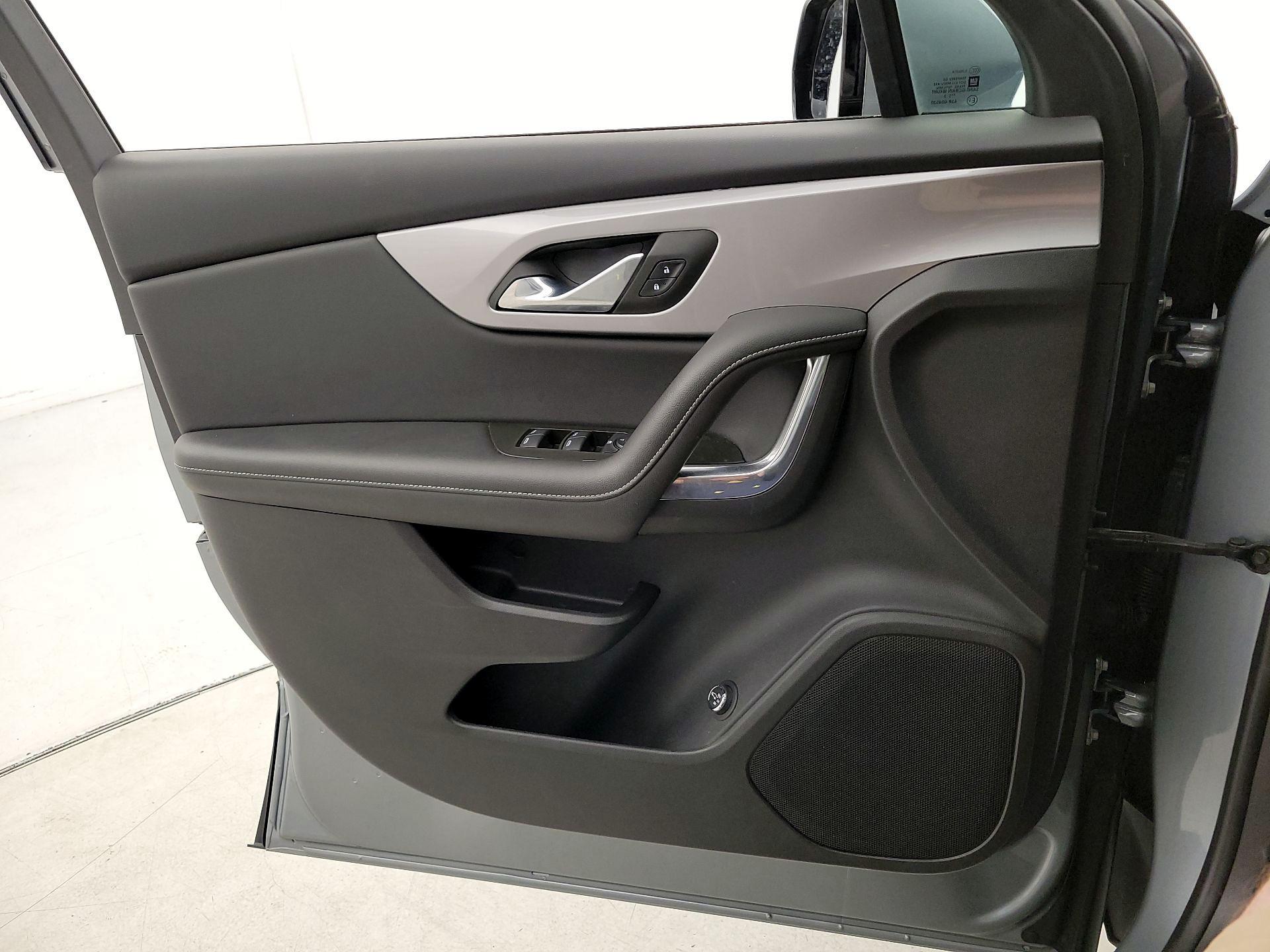 Thumbnail: 2023 Chevrolet Blazer - 12