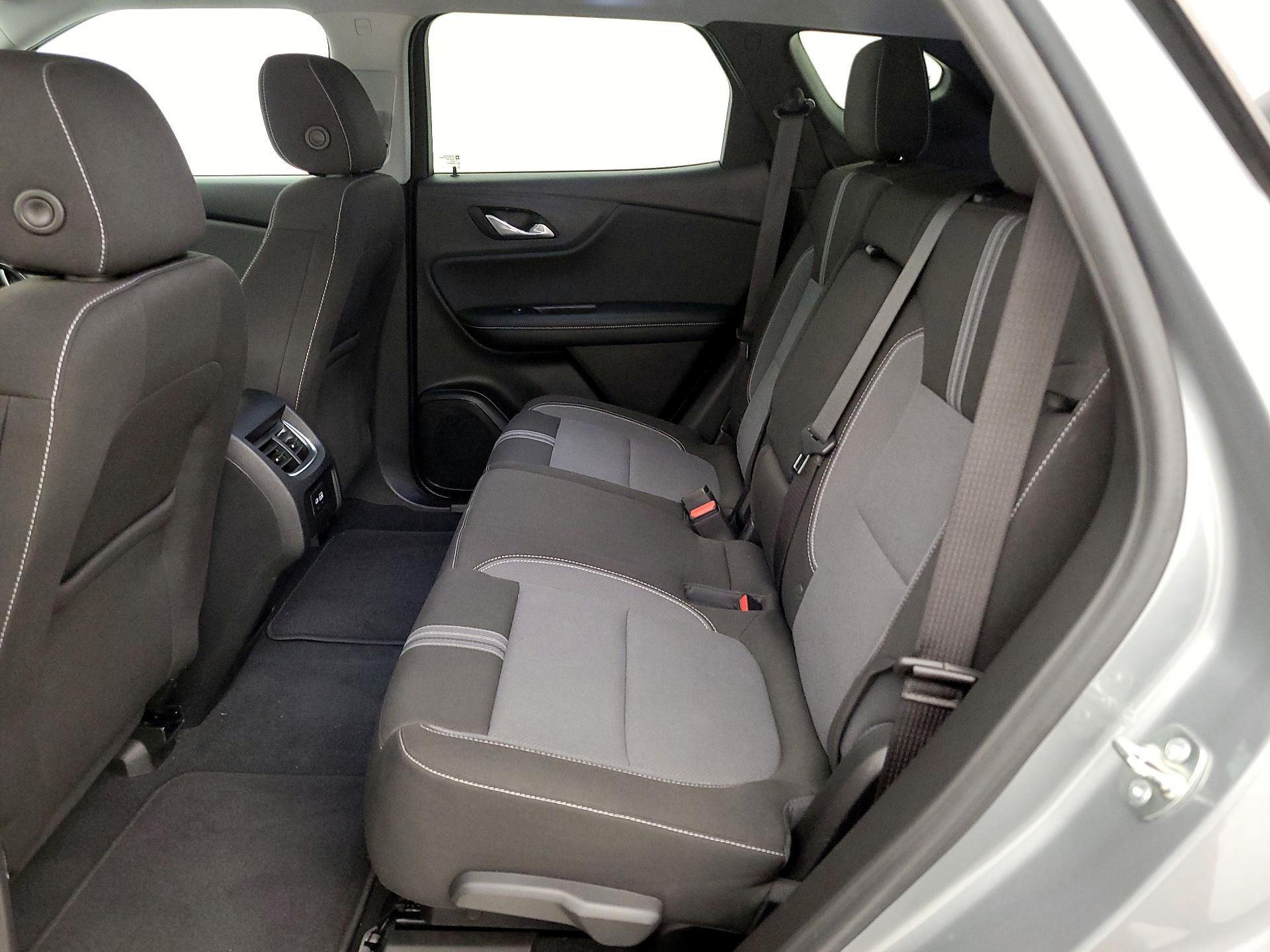 Thumbnail: 2023 Chevrolet Blazer - 19