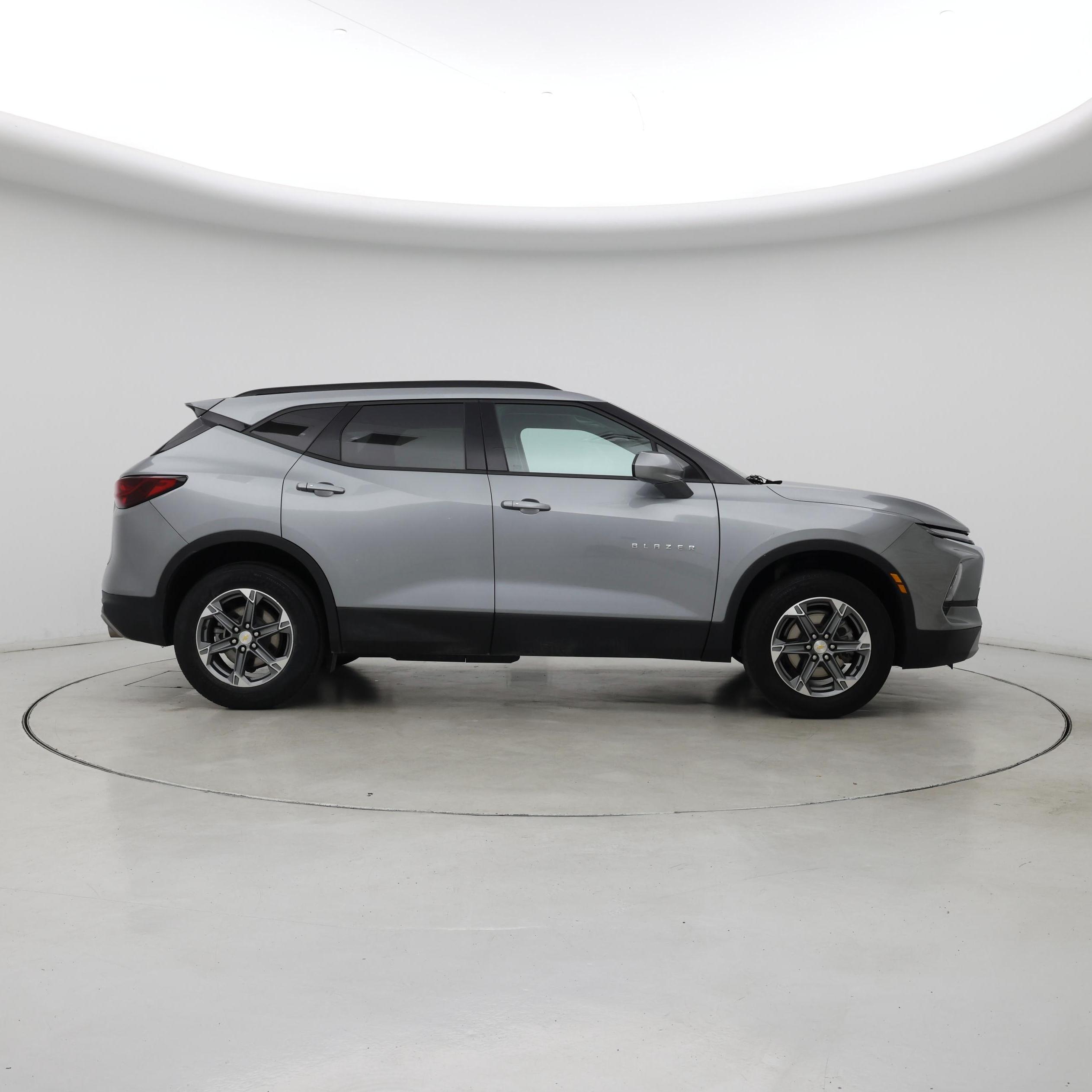 Thumbnail: 2023 Chevrolet Blazer - 7