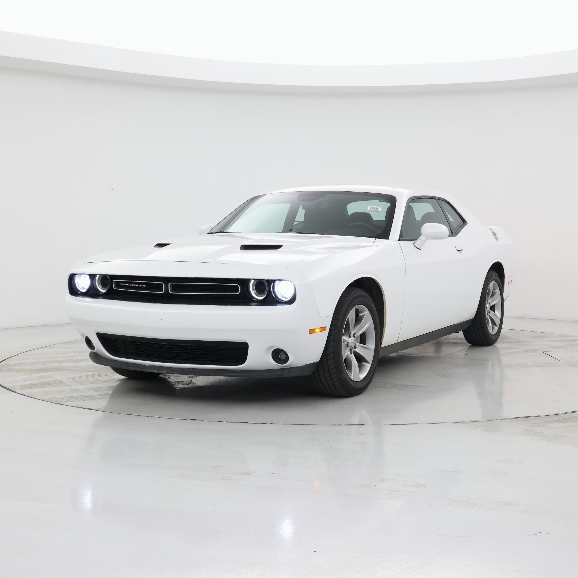 Thumbnail: 2021 Dodge Challenger - 4