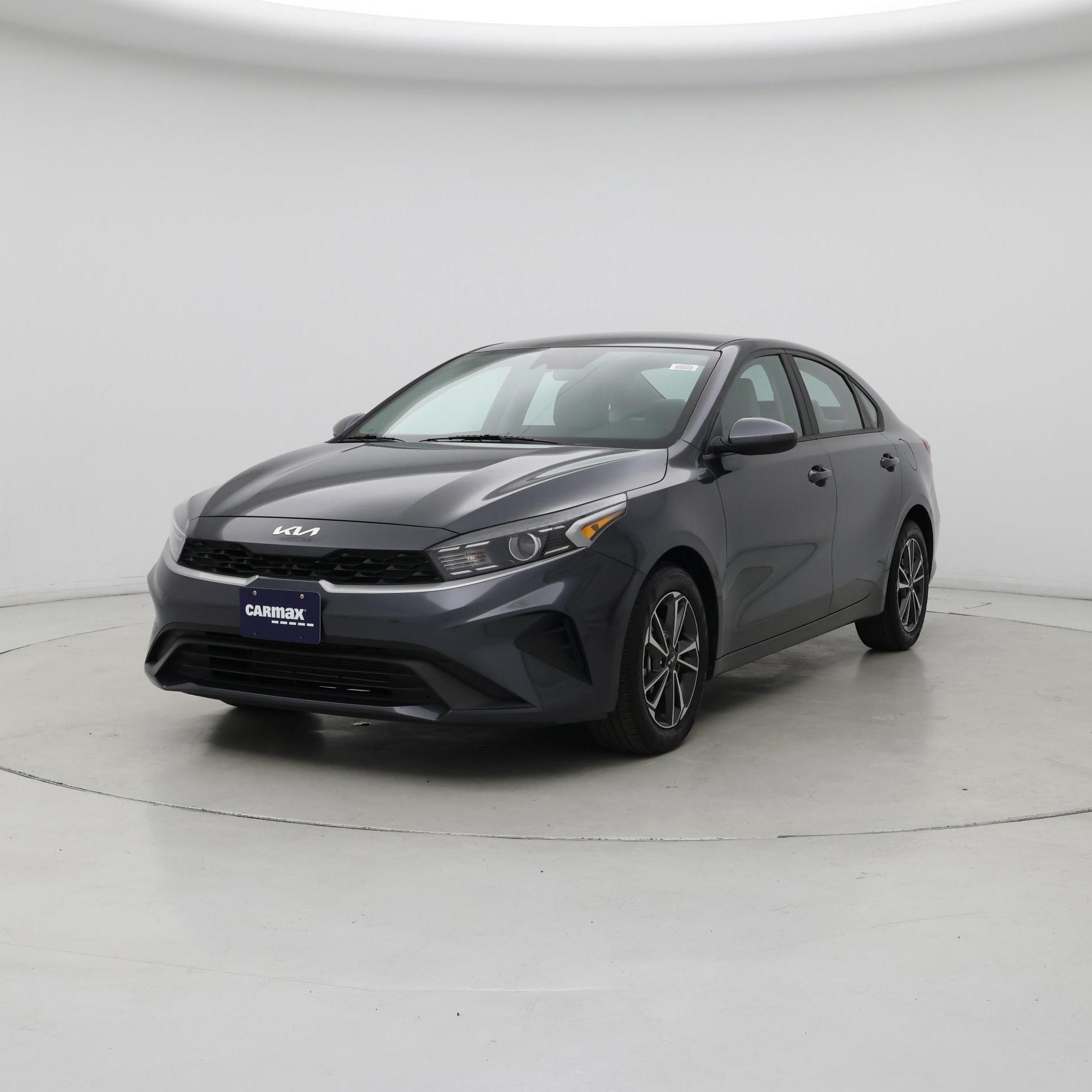Thumbnail: 2022 Kia Forte - 4