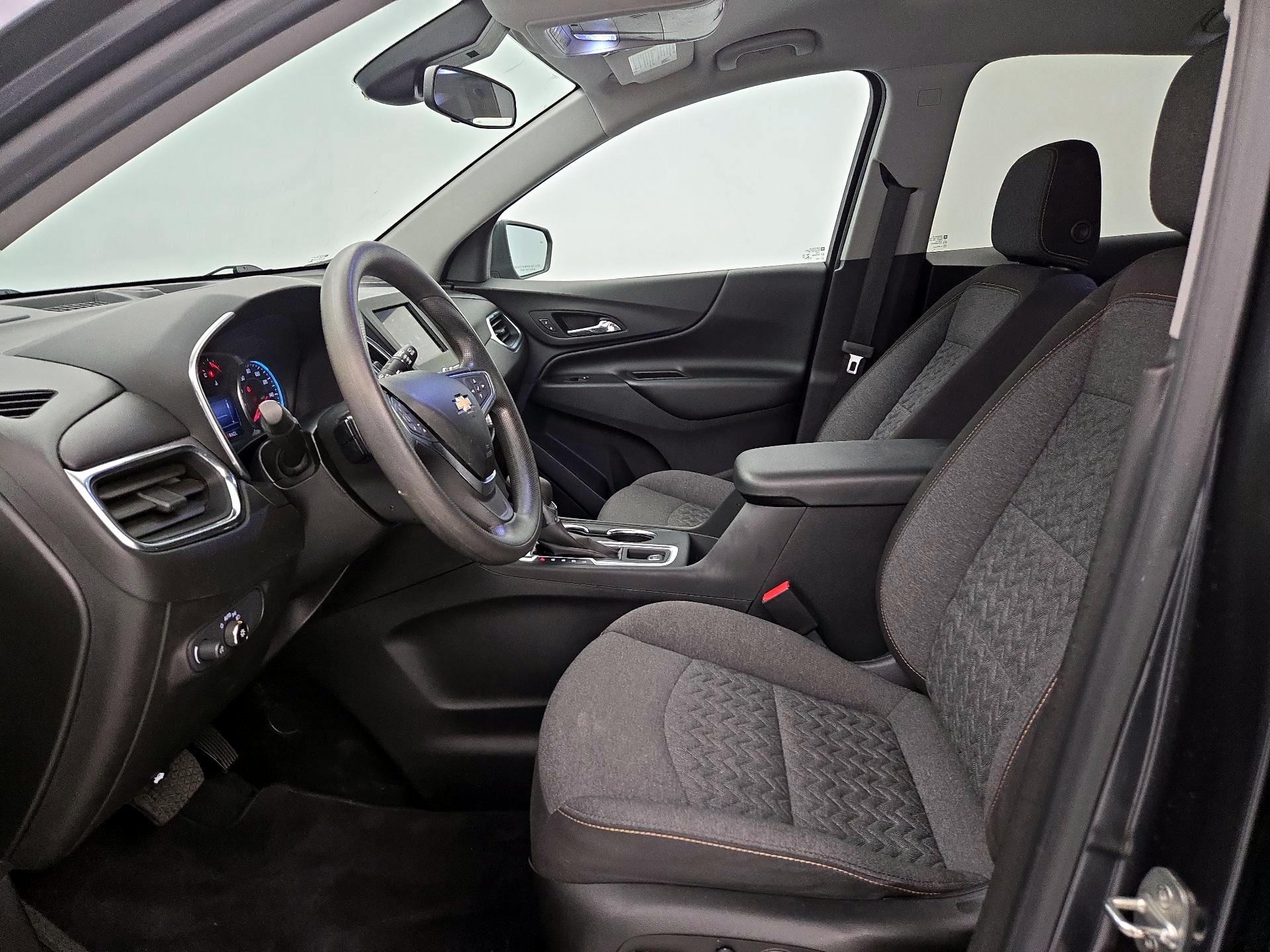 Thumbnail: 2022 Chevrolet Equinox - 11