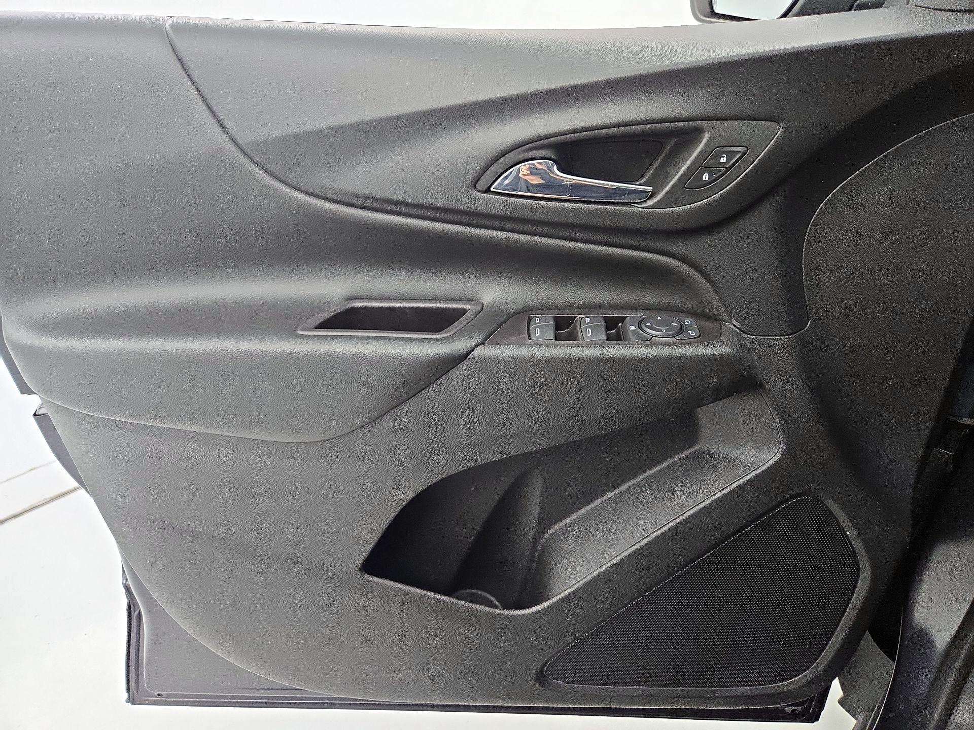 Thumbnail: 2022 Chevrolet Equinox - 12