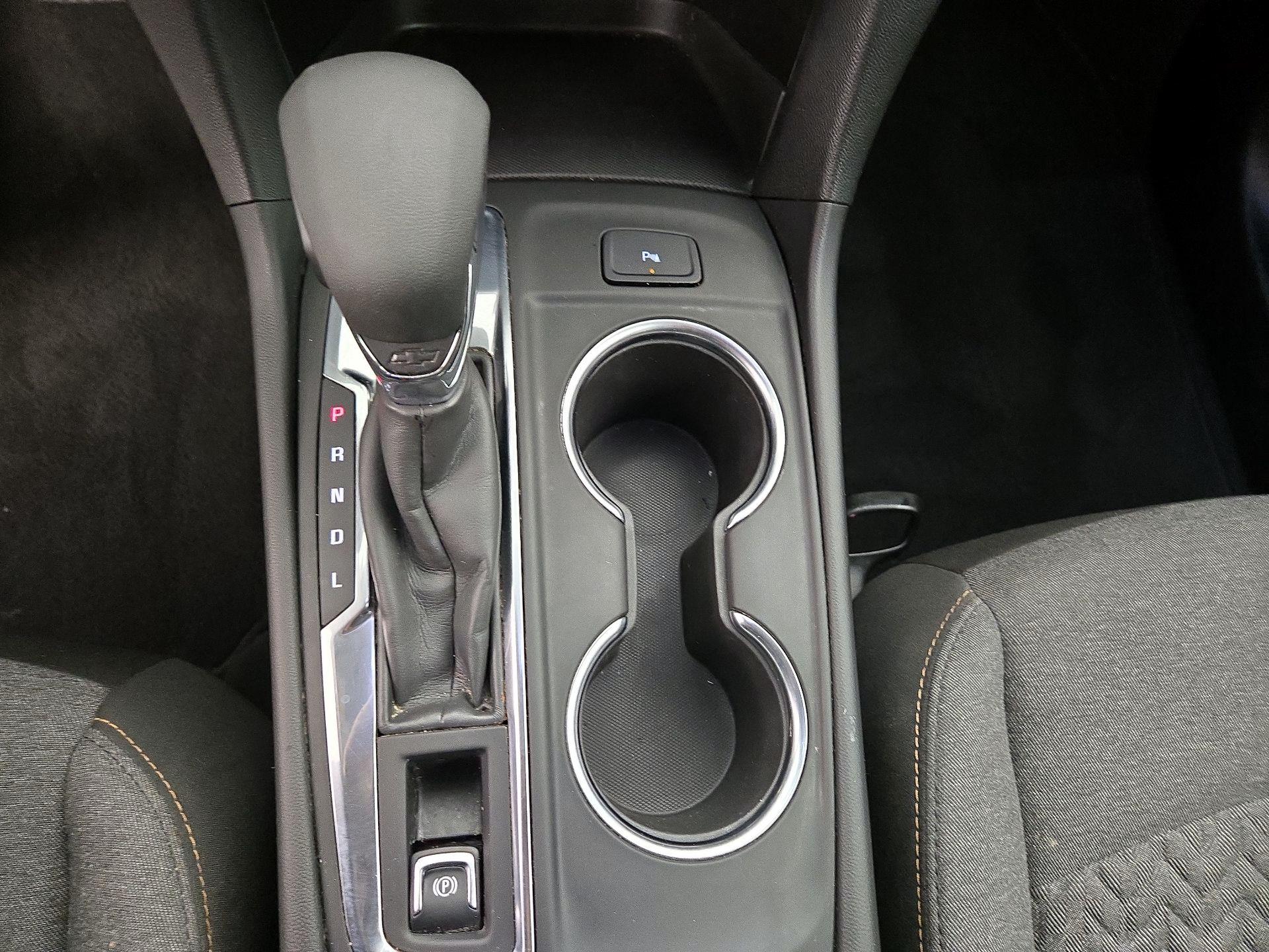 Thumbnail: 2022 Chevrolet Equinox - 17