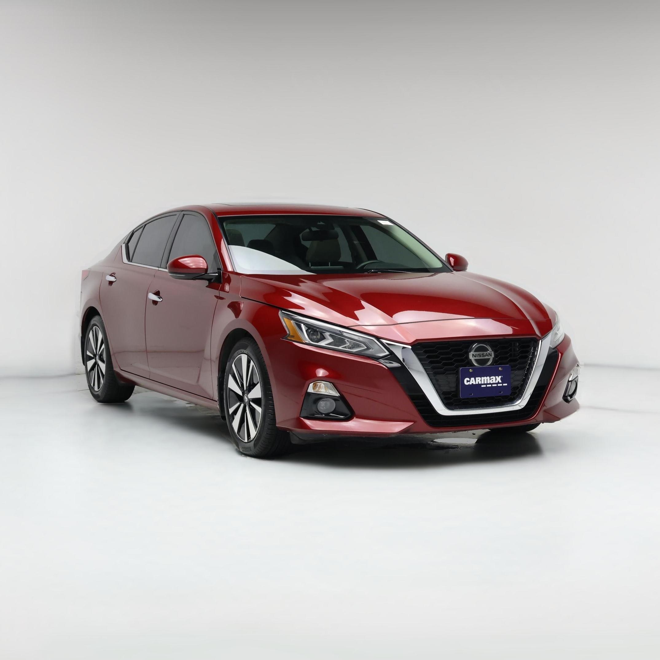 Thumbnail: 2022 Nissan Altima - 1