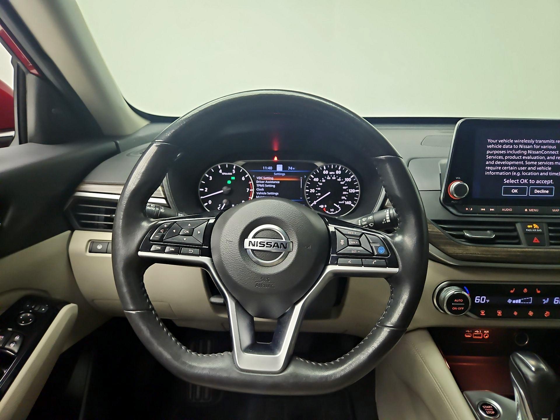 Thumbnail: 2022 Nissan Altima - 10