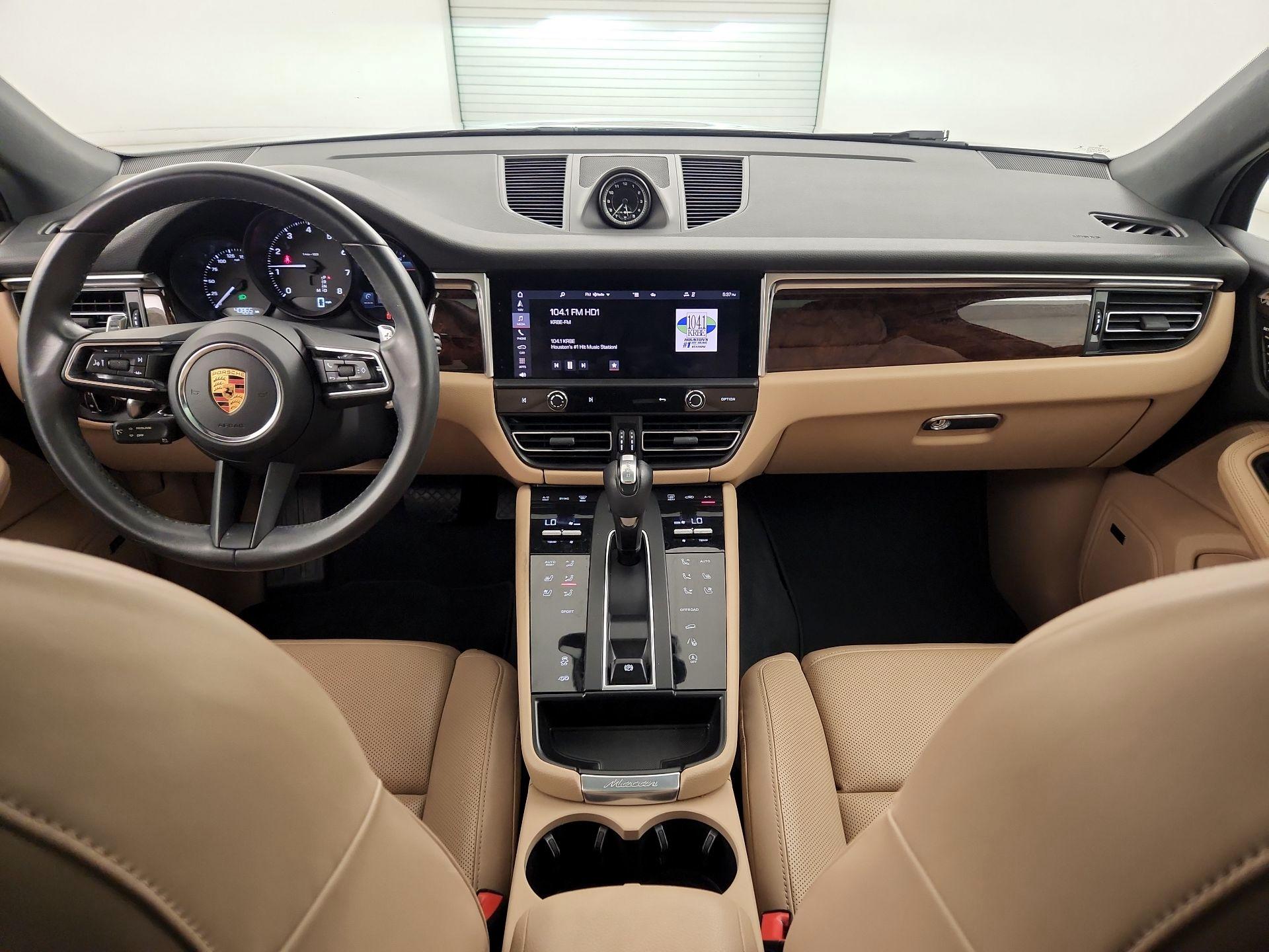 Thumbnail: 2022 Porsche Macan - 9