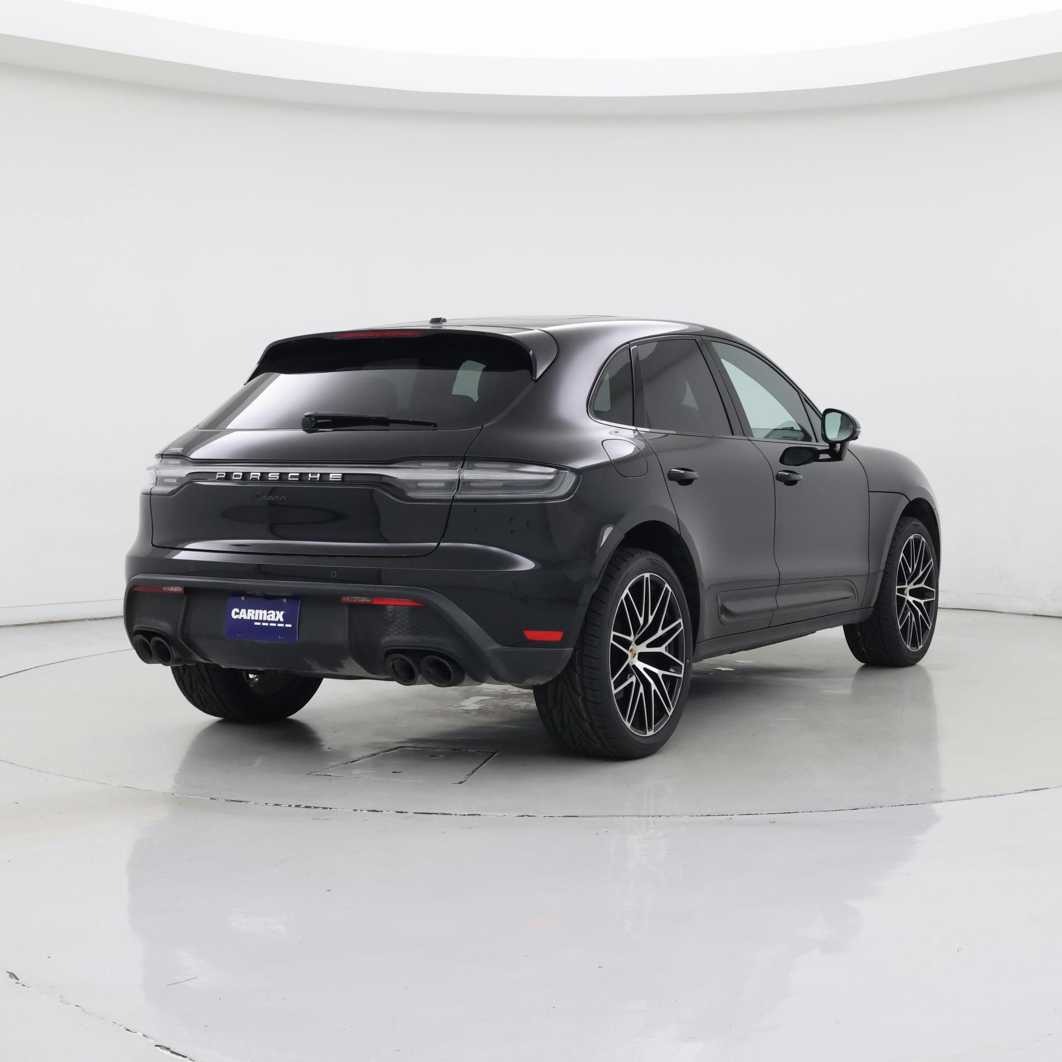 Thumbnail: 2022 Porsche Macan - 8