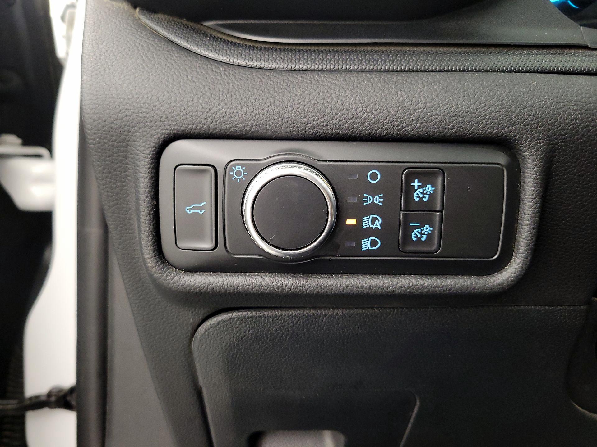 Thumbnail: 2020 Ford Explorer - 13