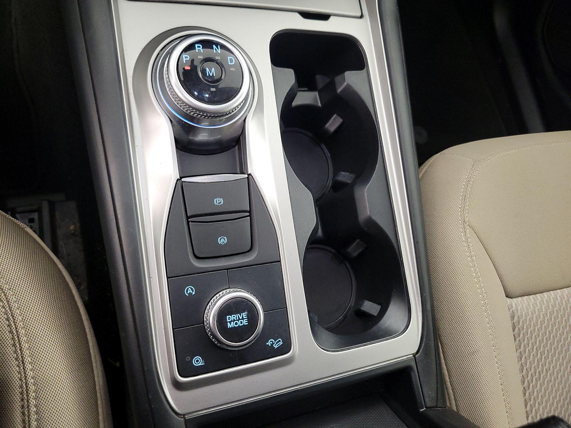 Thumbnail: 2020 Ford Explorer - 17