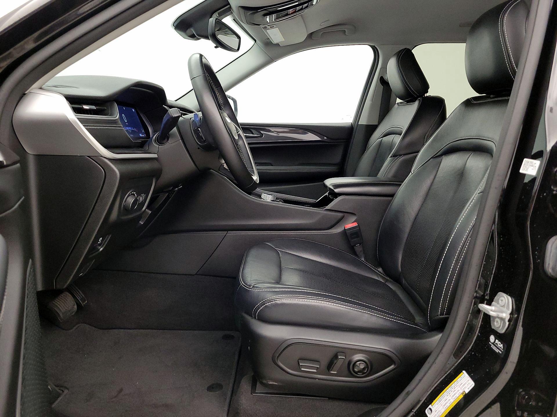Thumbnail: 2021 Jeep Grand Cherokee L - 11