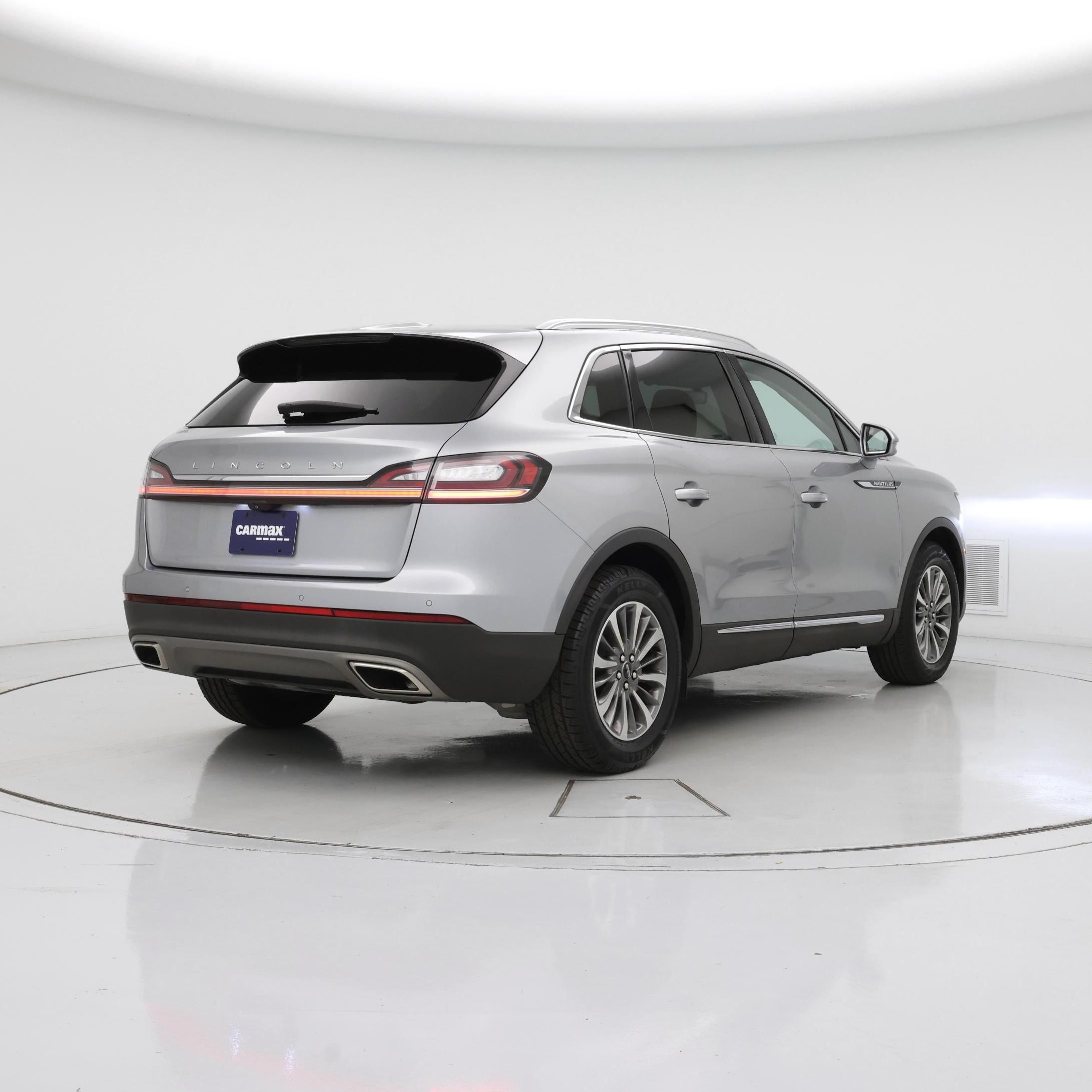 Thumbnail: 2021 Lincoln Nautilus - 8