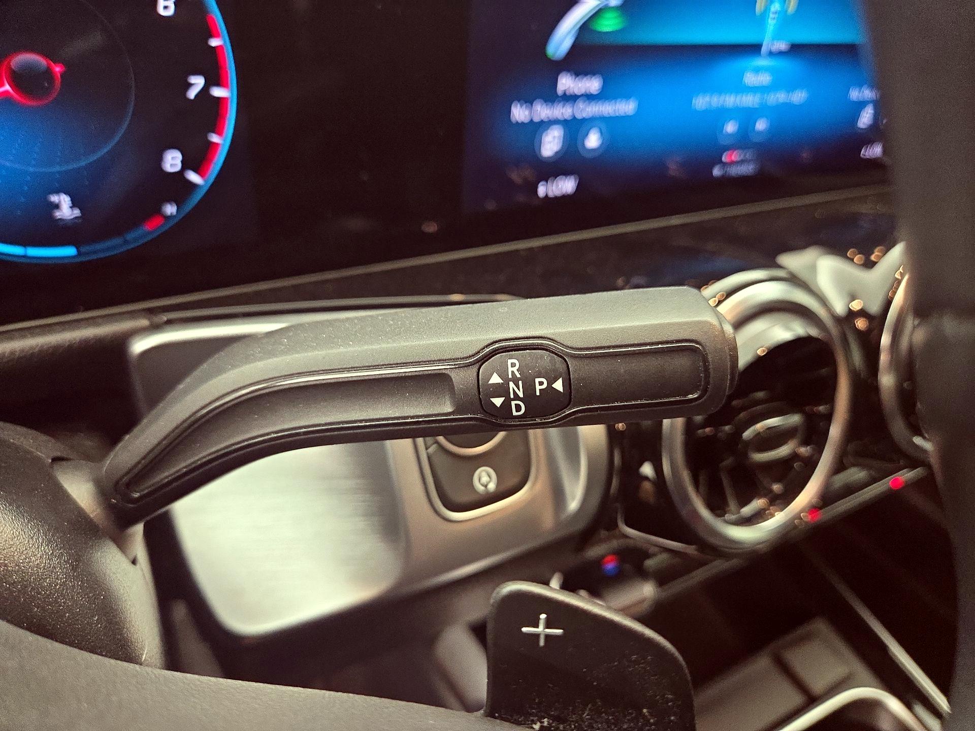 Thumbnail: 2022 Mercedes-Benz GLB - 17