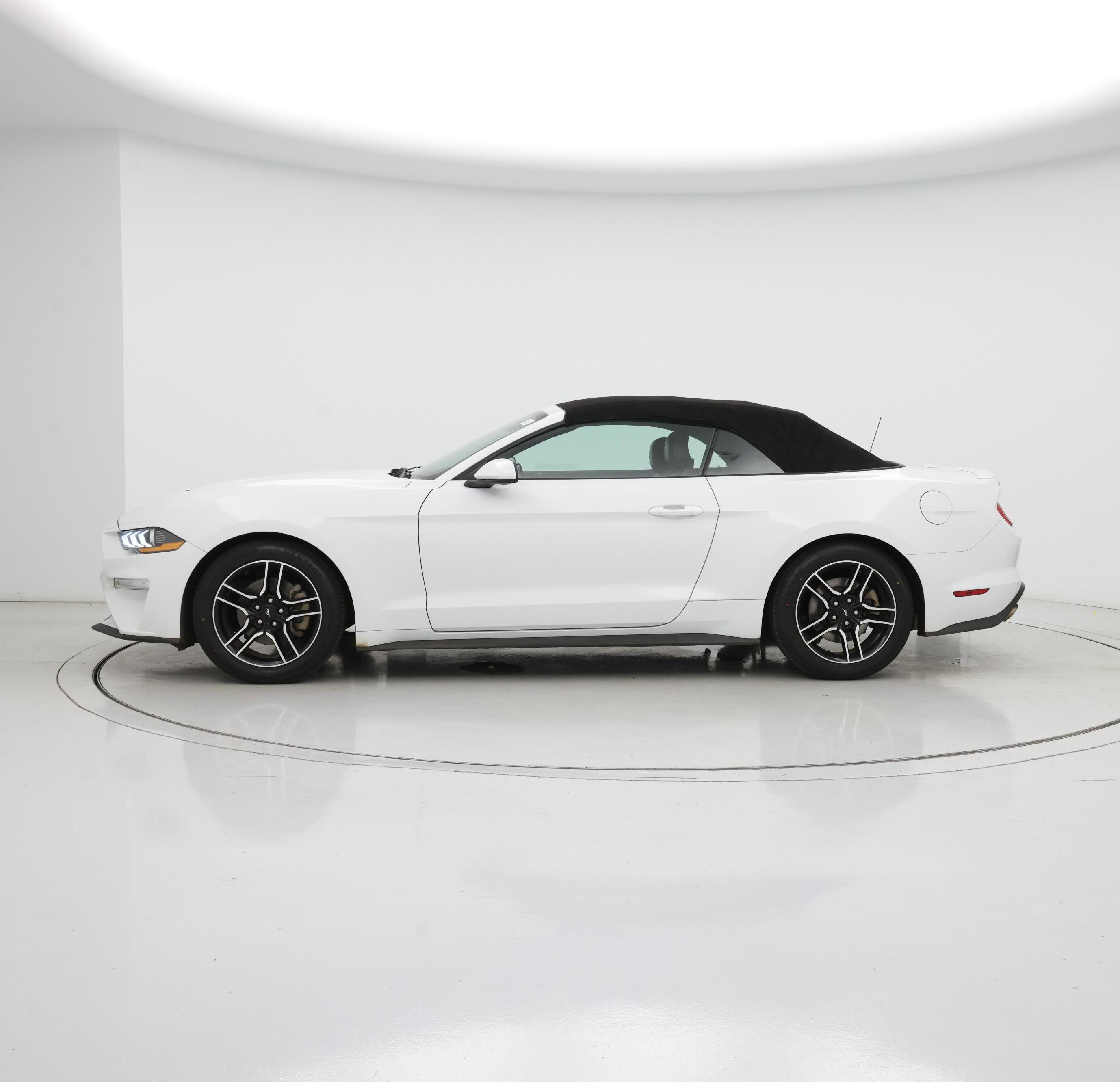 Thumbnail: 2021 Ford Mustang - 3