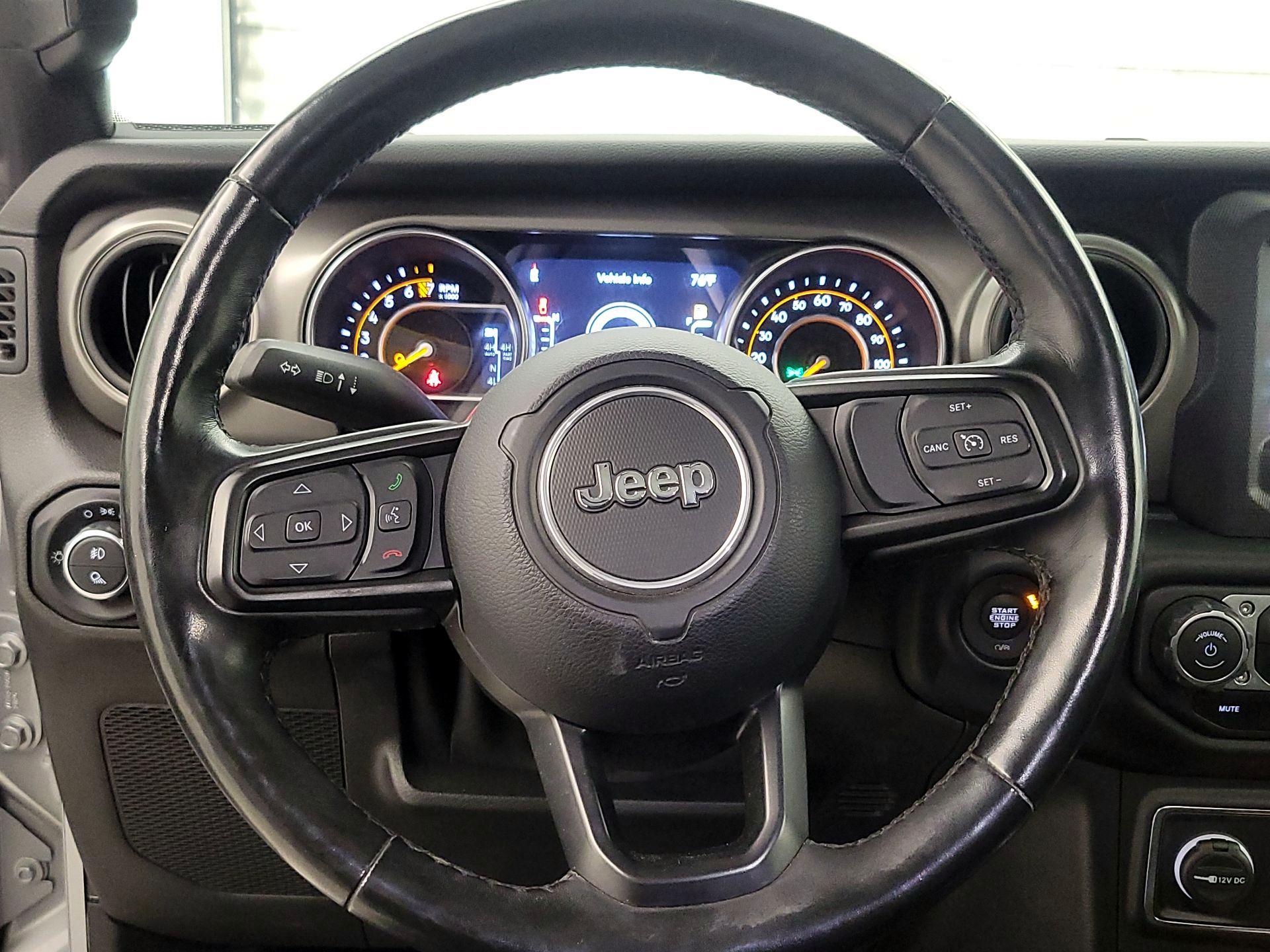 Thumbnail: 2021 Jeep Gladiator - 10