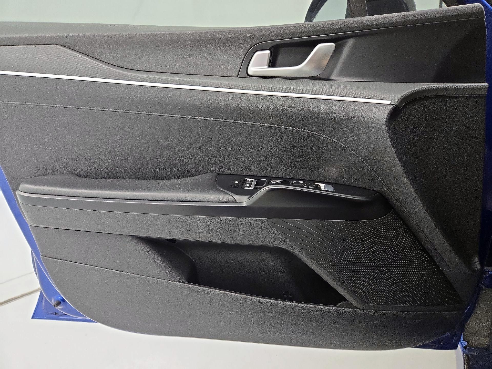 Thumbnail: 2022 Kia K5 - 12