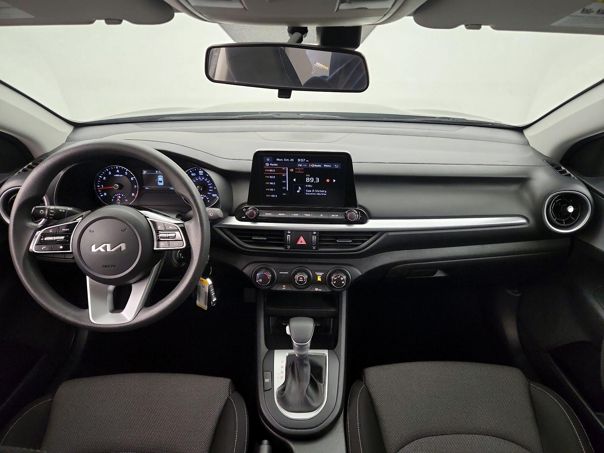 Thumbnail: 2023 Kia Forte - 9