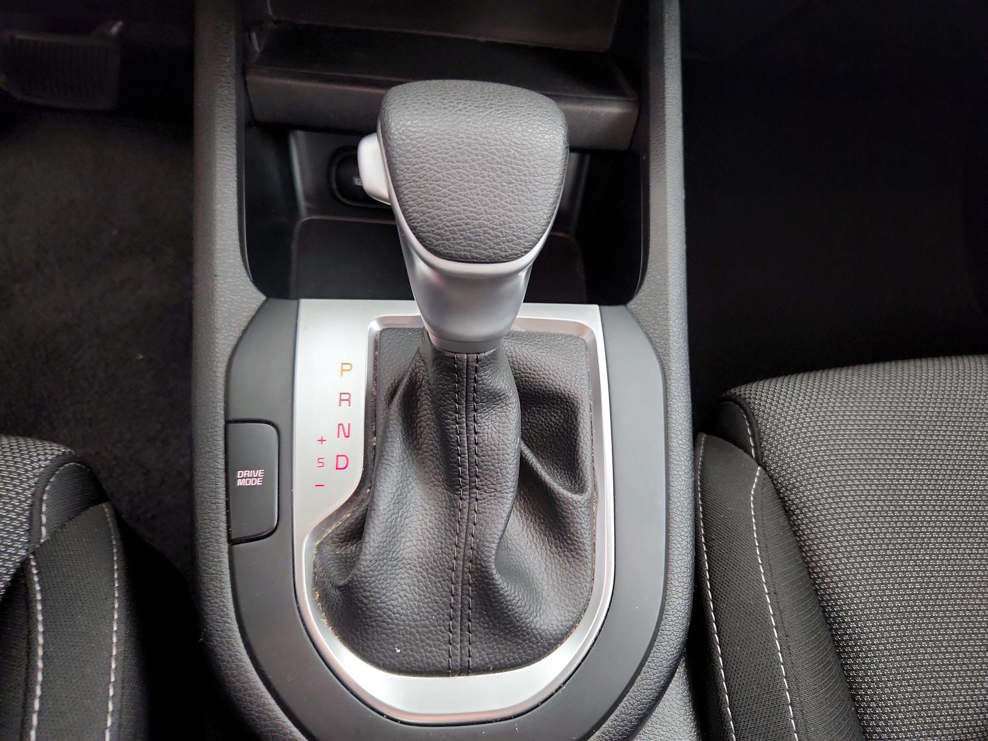 Thumbnail: 2023 Kia Forte - 17
