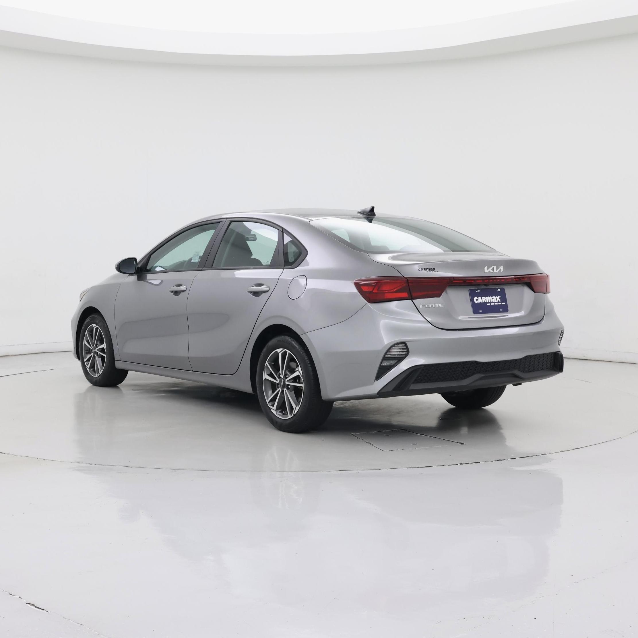 Thumbnail: 2023 Kia Forte - 2
