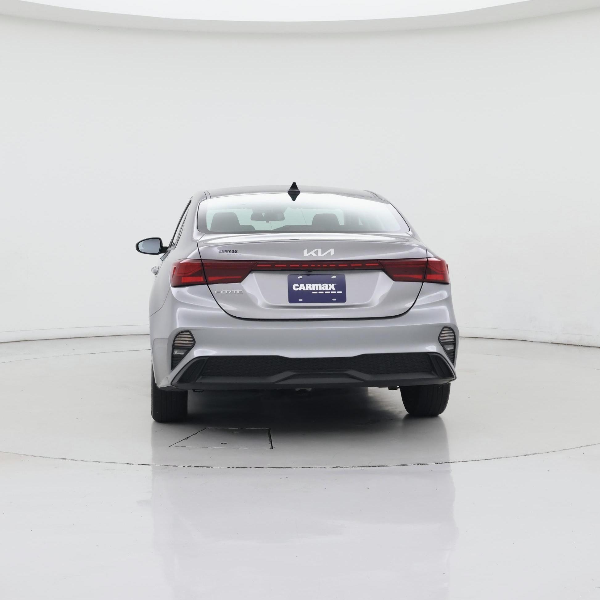 Thumbnail: 2023 Kia Forte - 6