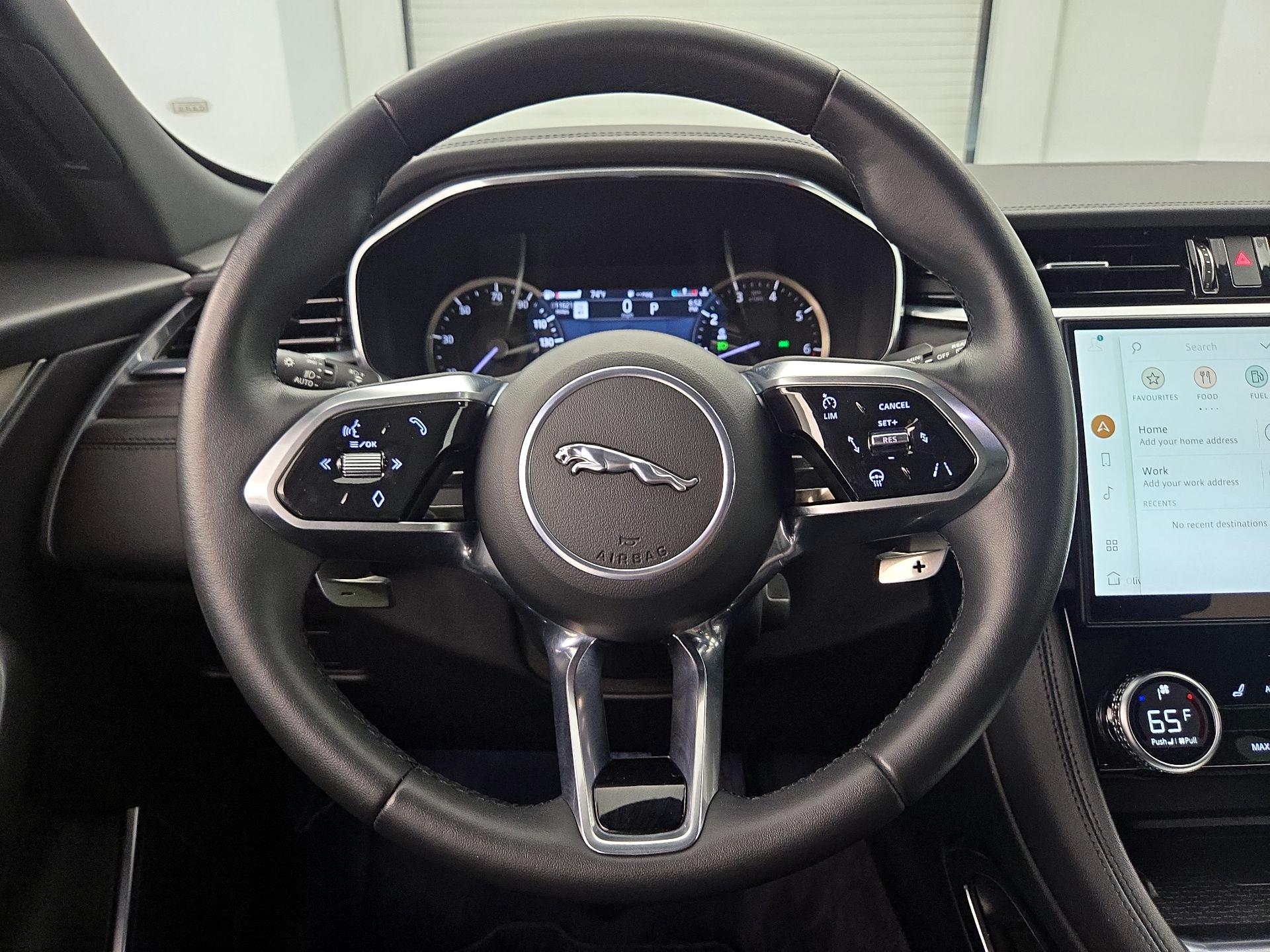 Thumbnail: 2023 Jaguar F-Pace - 10