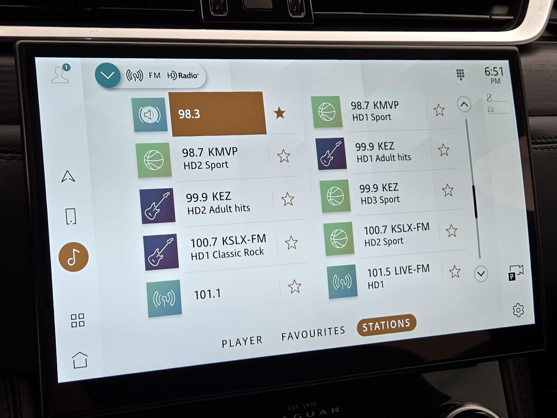 Thumbnail: 2023 Jaguar F-Pace - 16