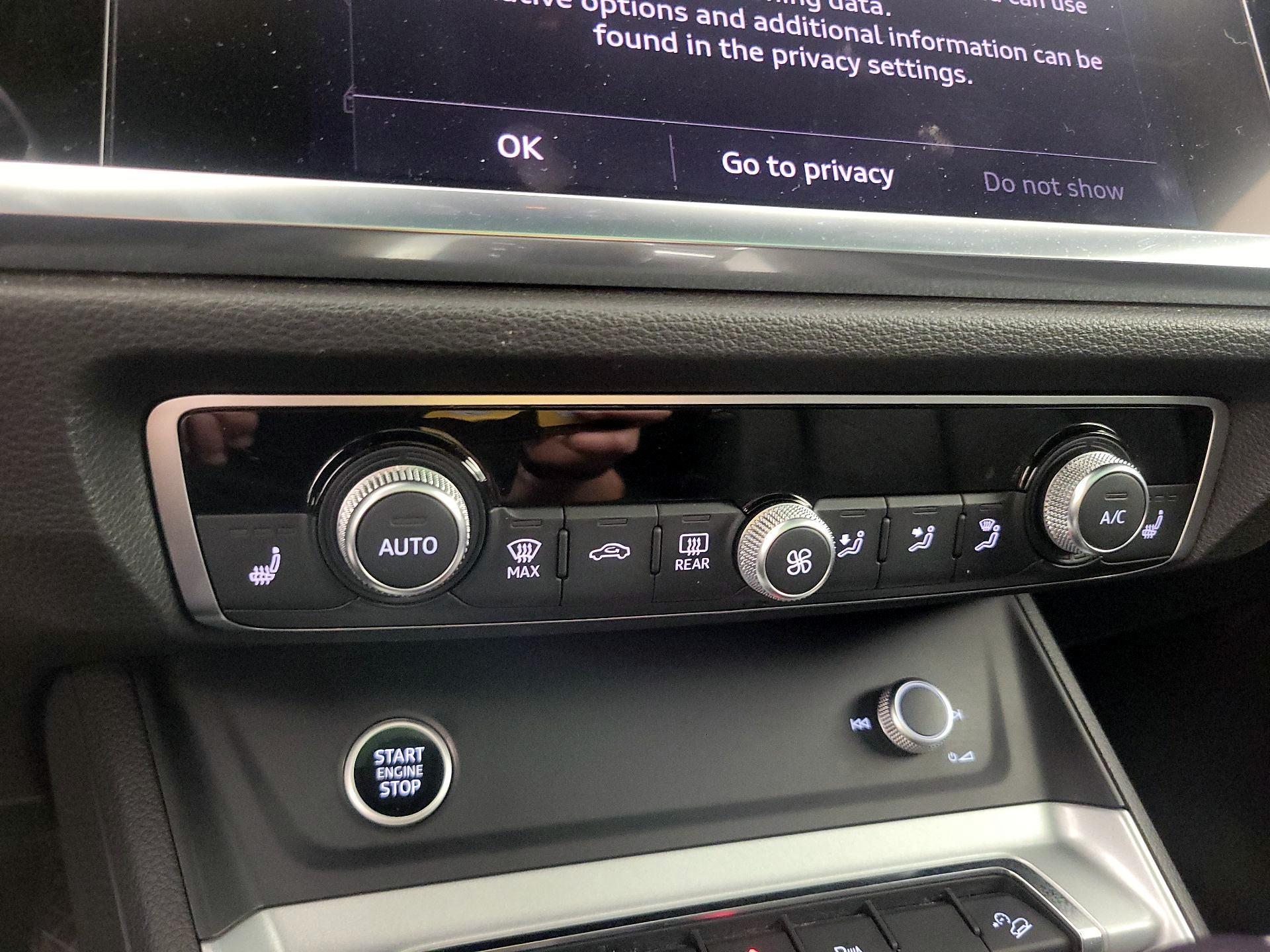 Thumbnail: 2022 Audi Q3 - 16