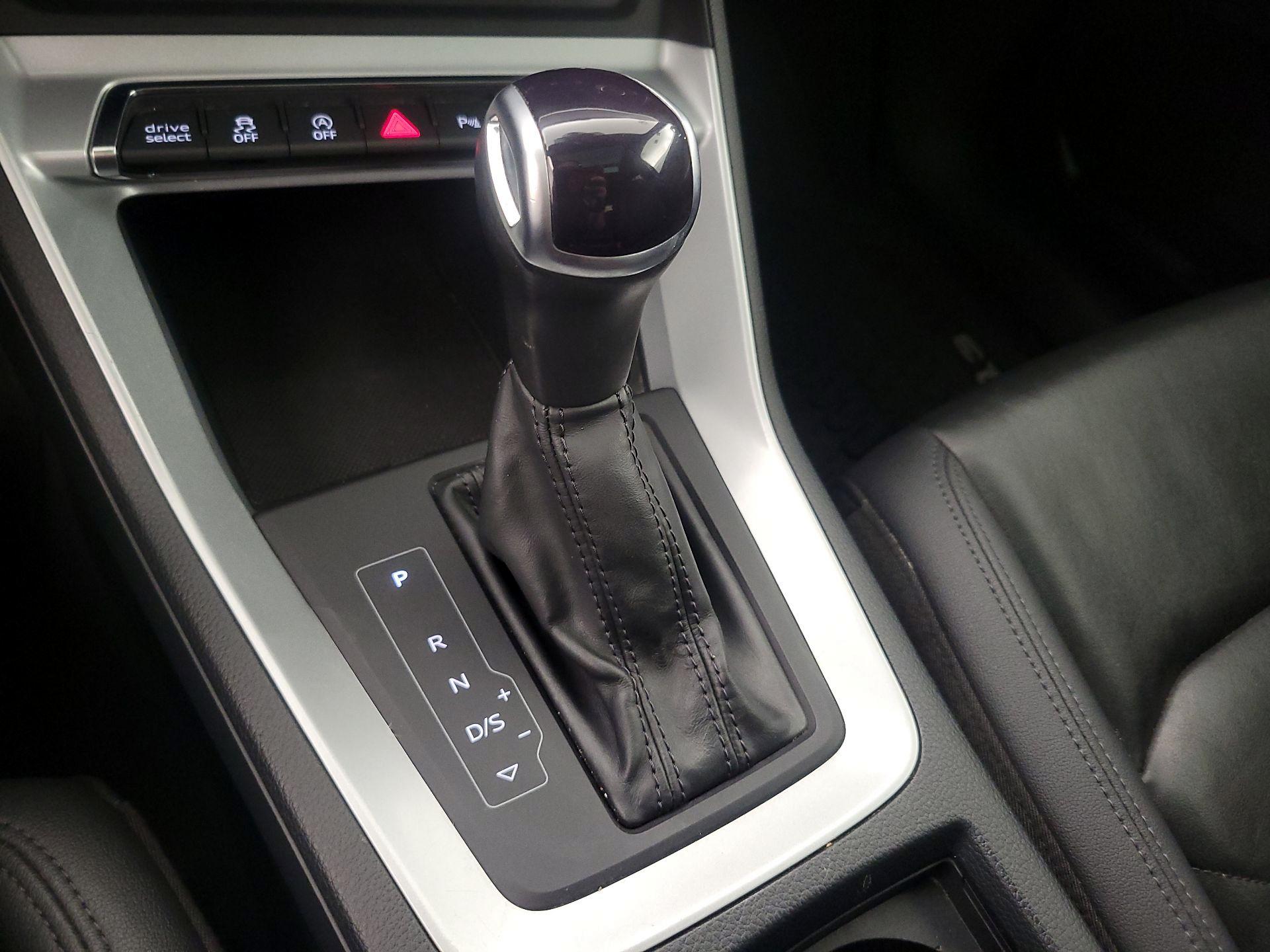 Thumbnail: 2022 Audi Q3 - 17