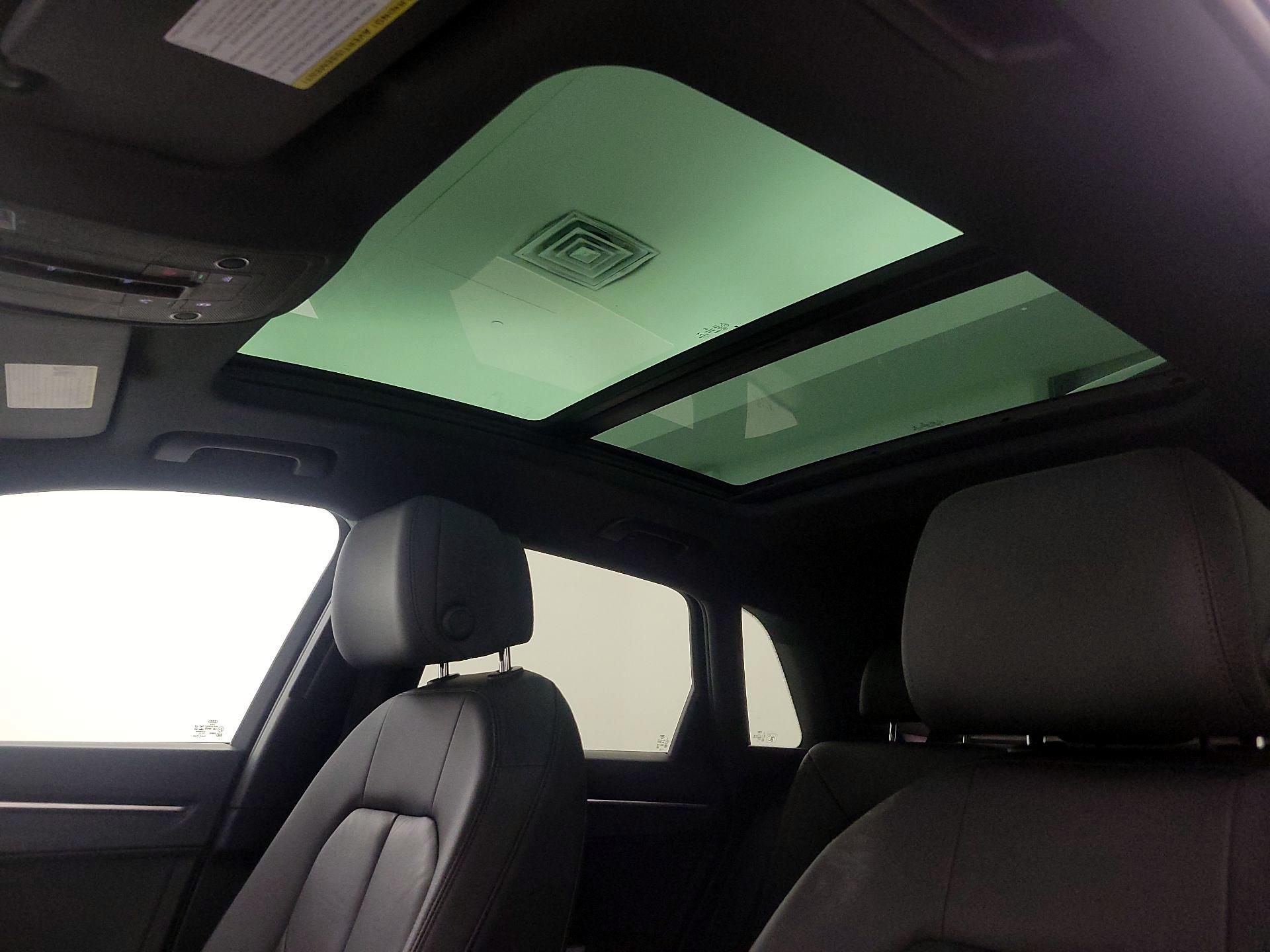 Thumbnail: 2022 Audi Q3 - 19