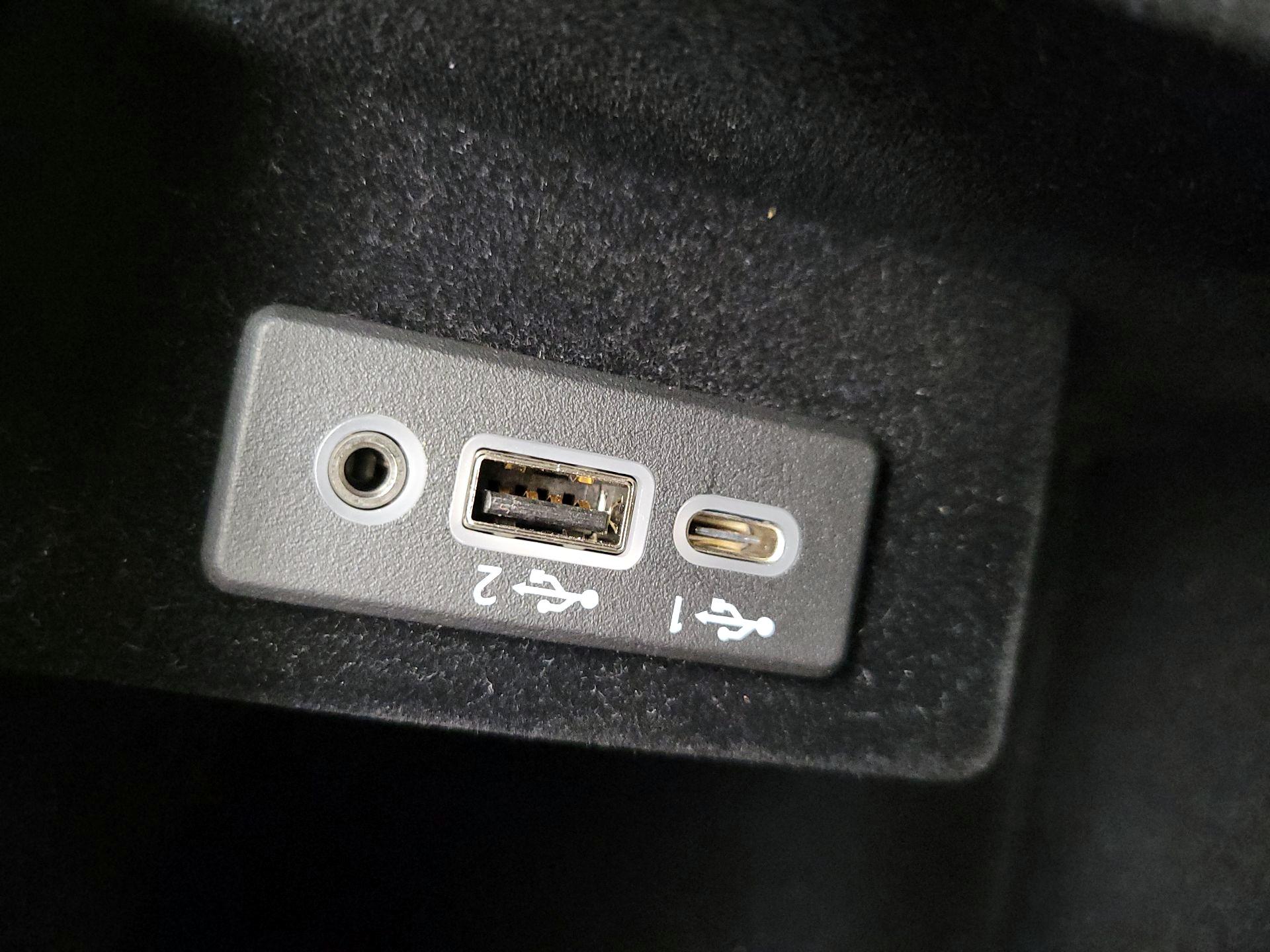 Thumbnail: 2022 INFINITI Q50 - 18