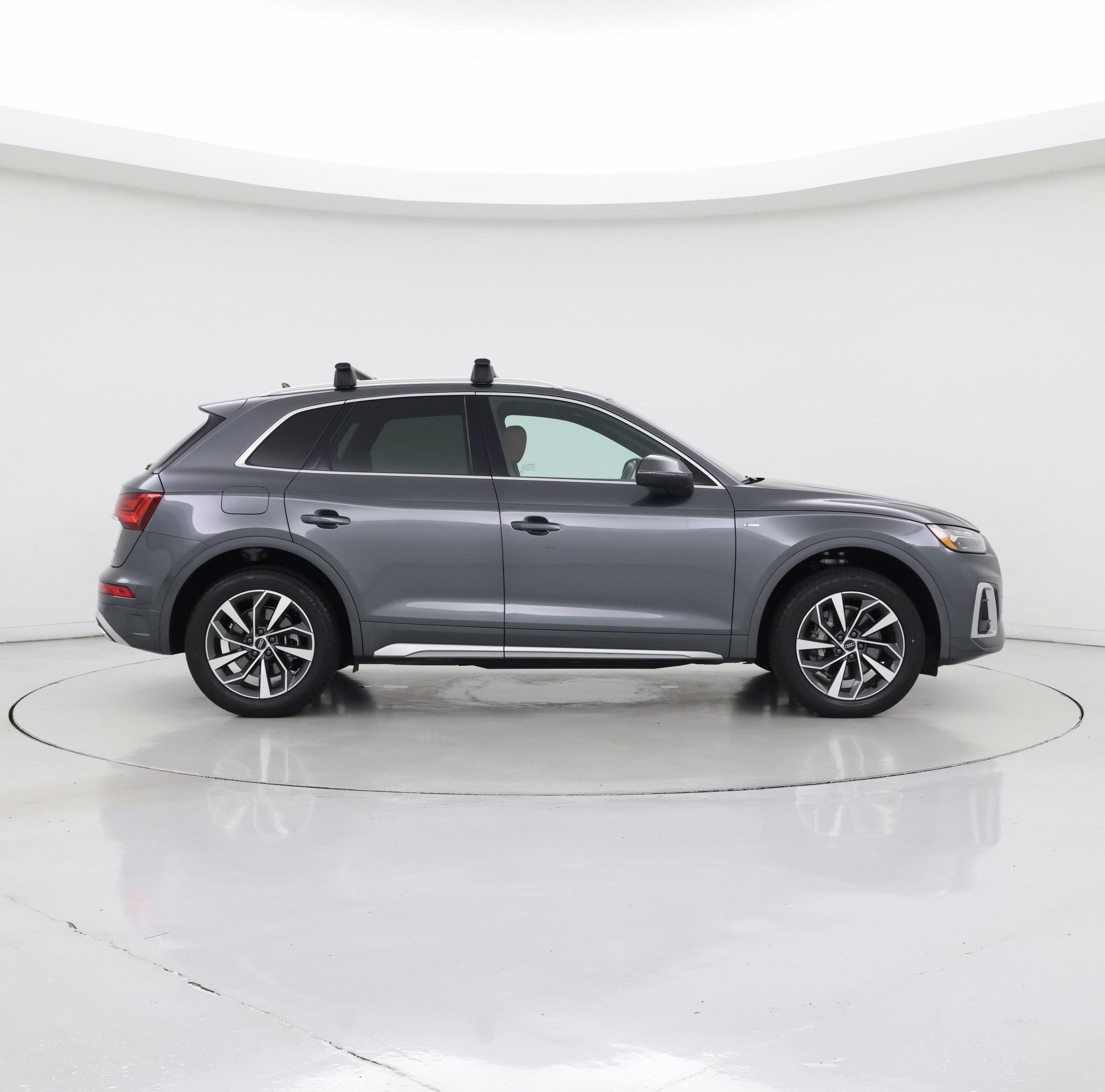 Thumbnail: 2022 Audi Q5 - 7