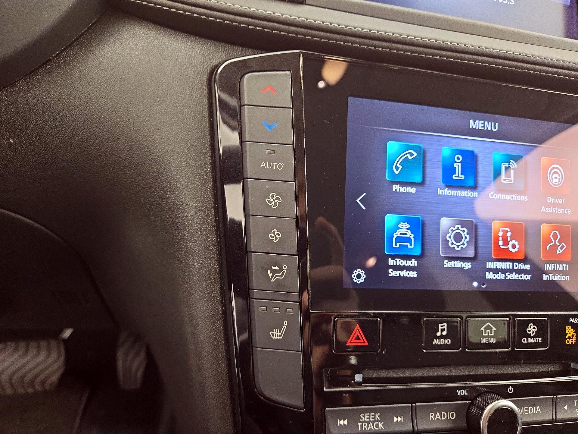 Thumbnail: 2022 INFINITI QX50 - 16