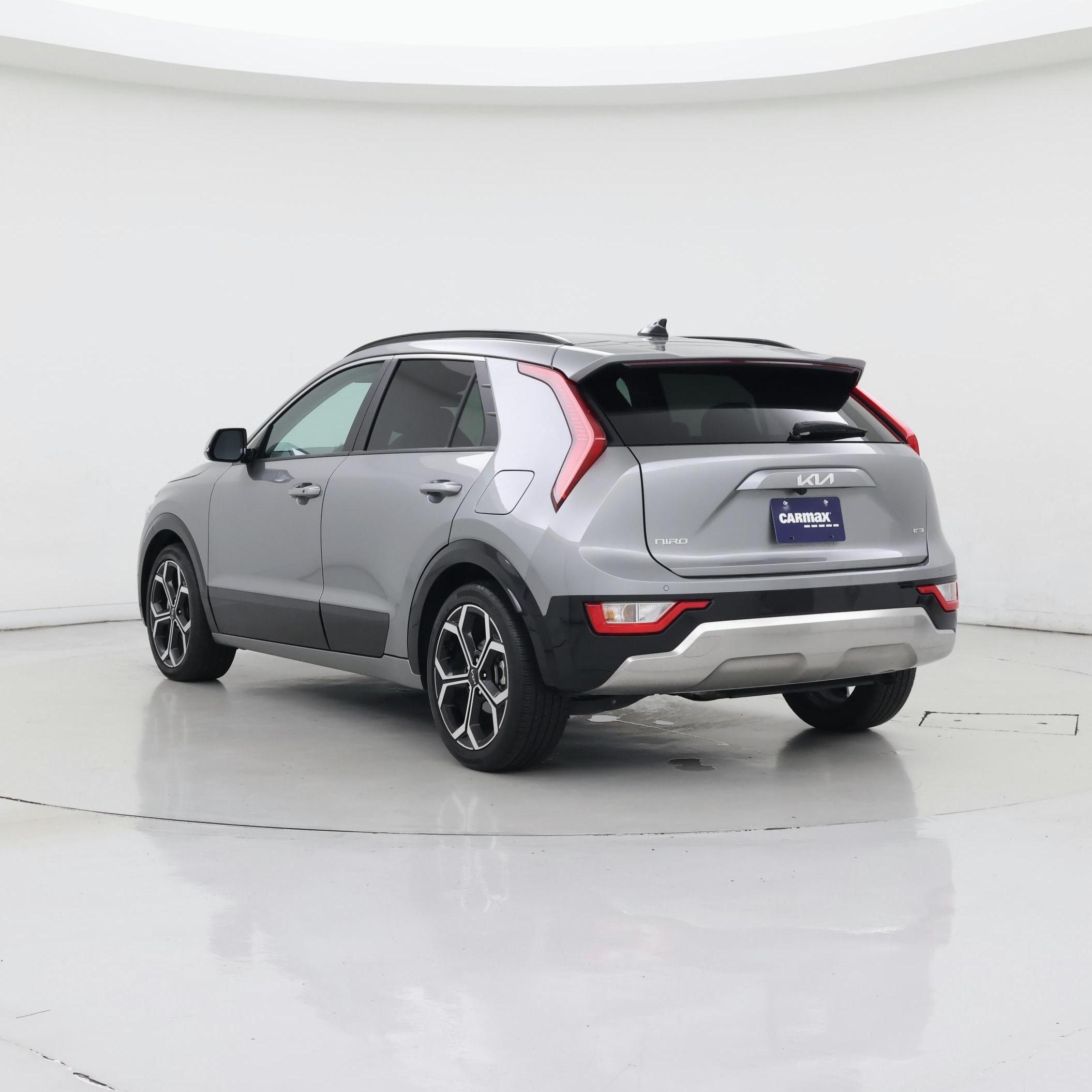 Thumbnail: 2023 Kia Niro - 2