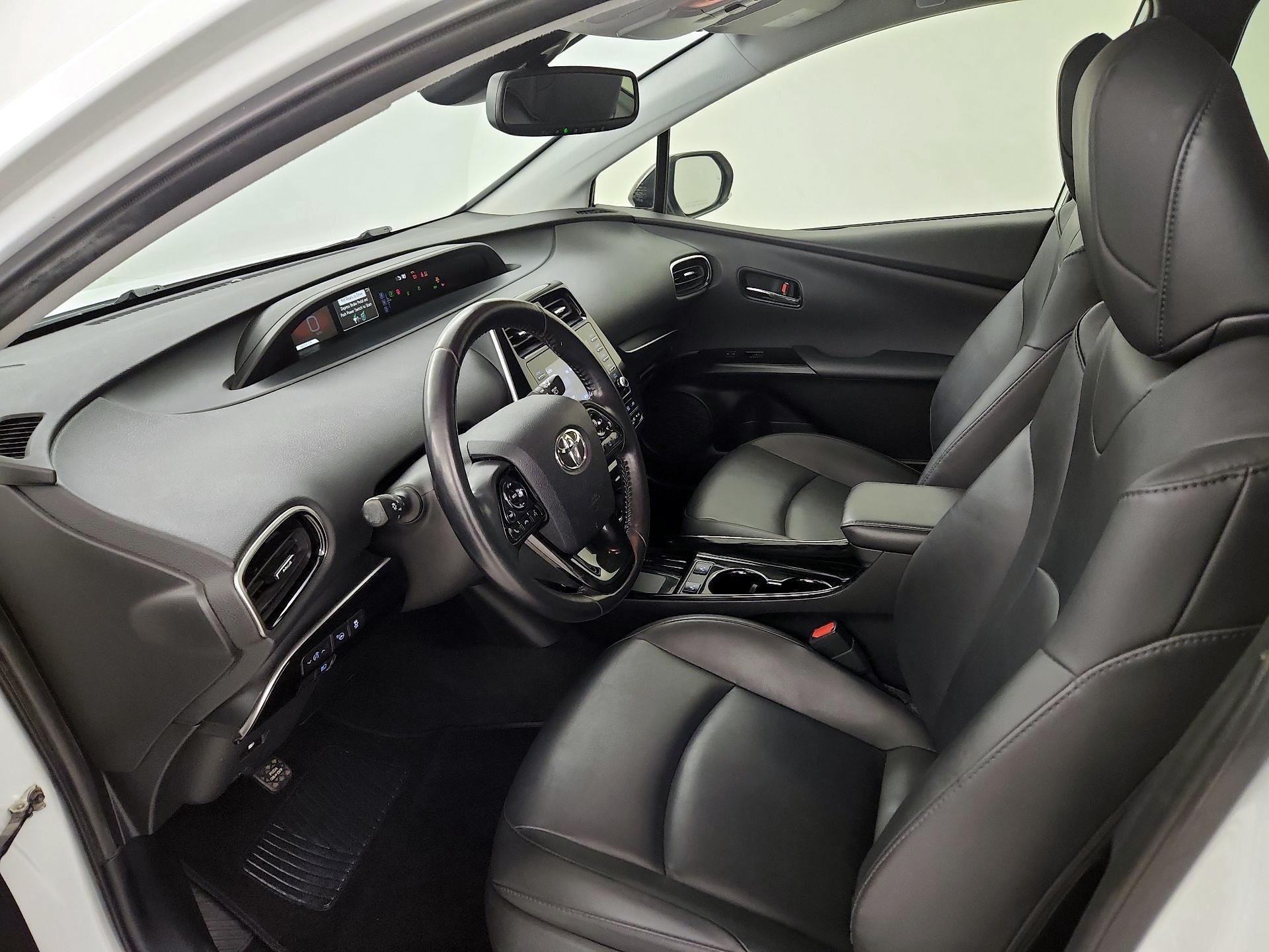 Thumbnail: 2022 Toyota Prius - 11