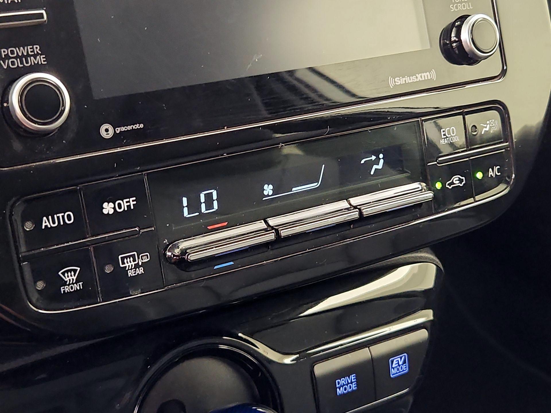 Thumbnail: 2022 Toyota Prius - 16