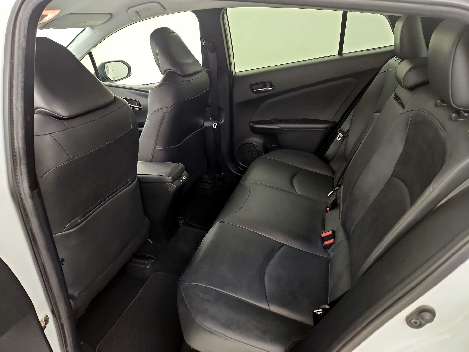 Thumbnail: 2022 Toyota Prius - 19