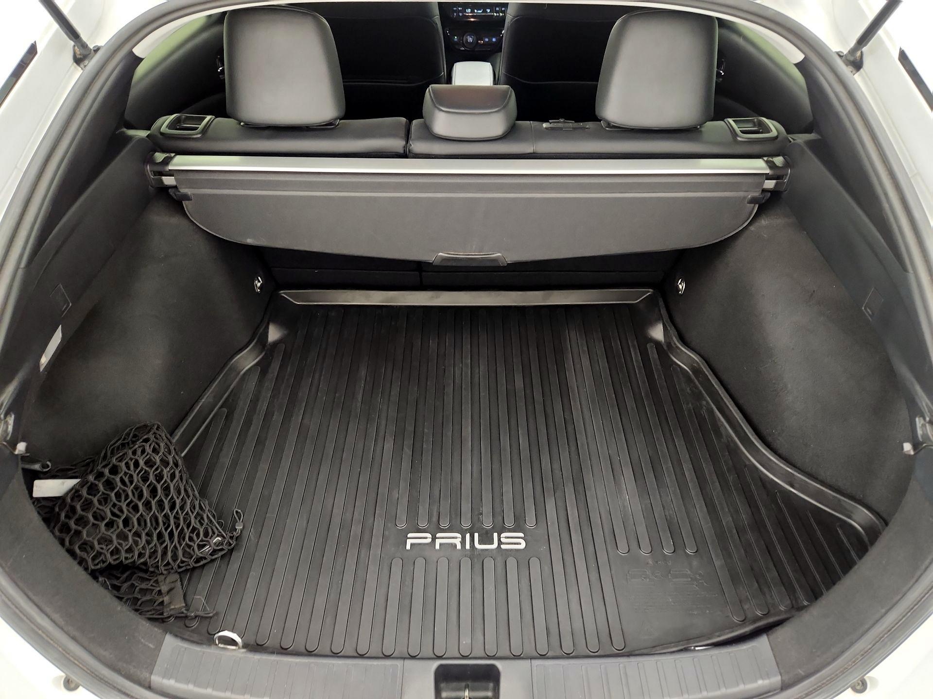 Thumbnail: 2022 Toyota Prius - 20