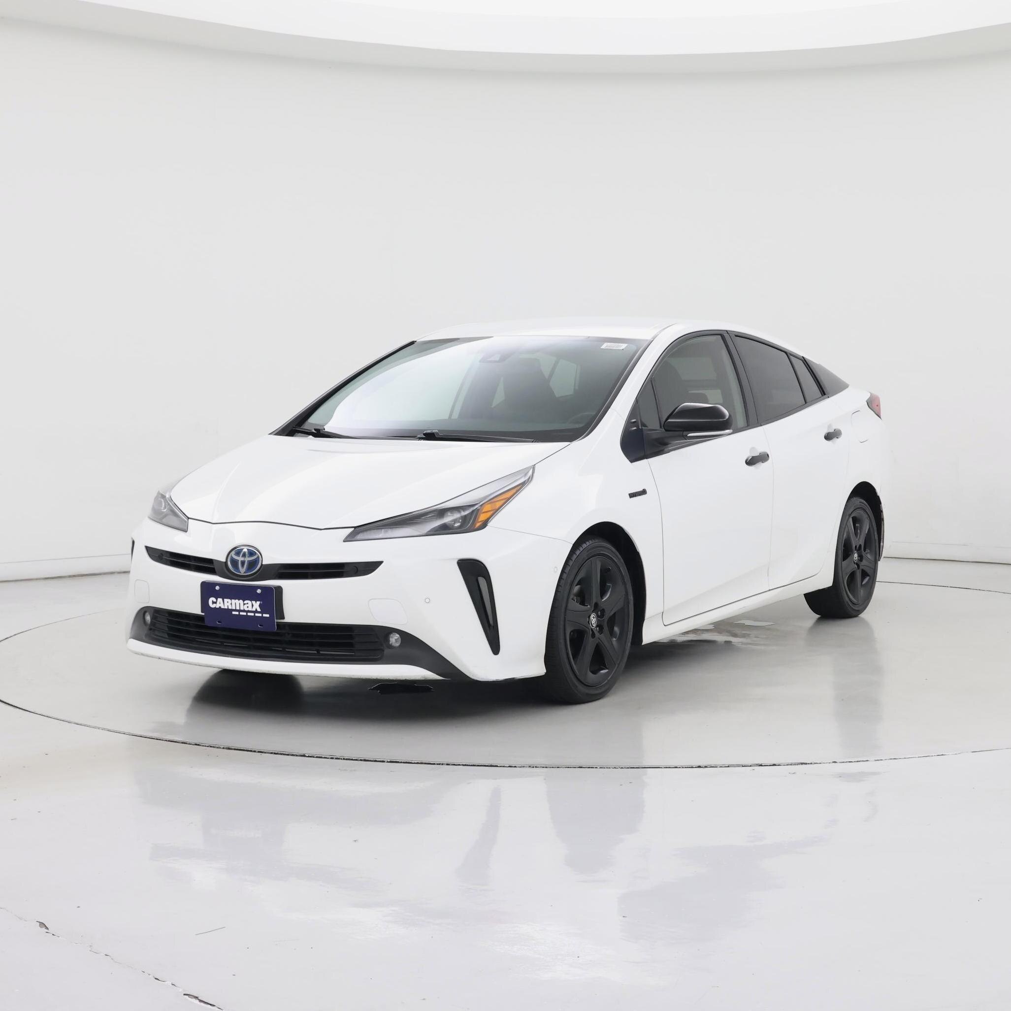 Thumbnail: 2022 Toyota Prius - 4