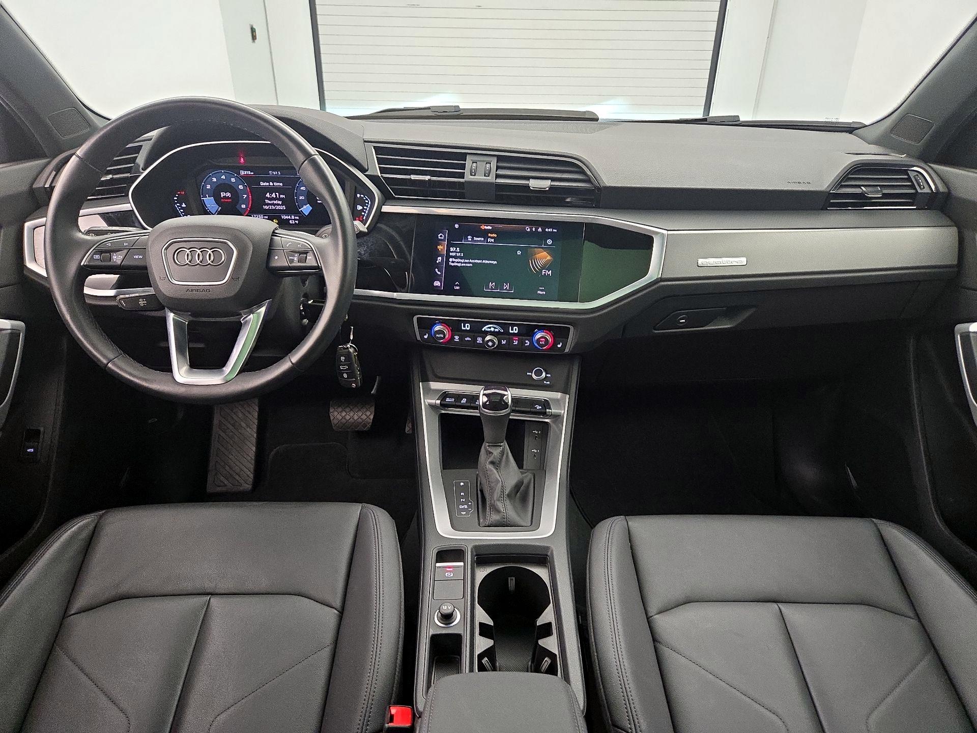 Thumbnail: 2022 Audi Q3 - 9