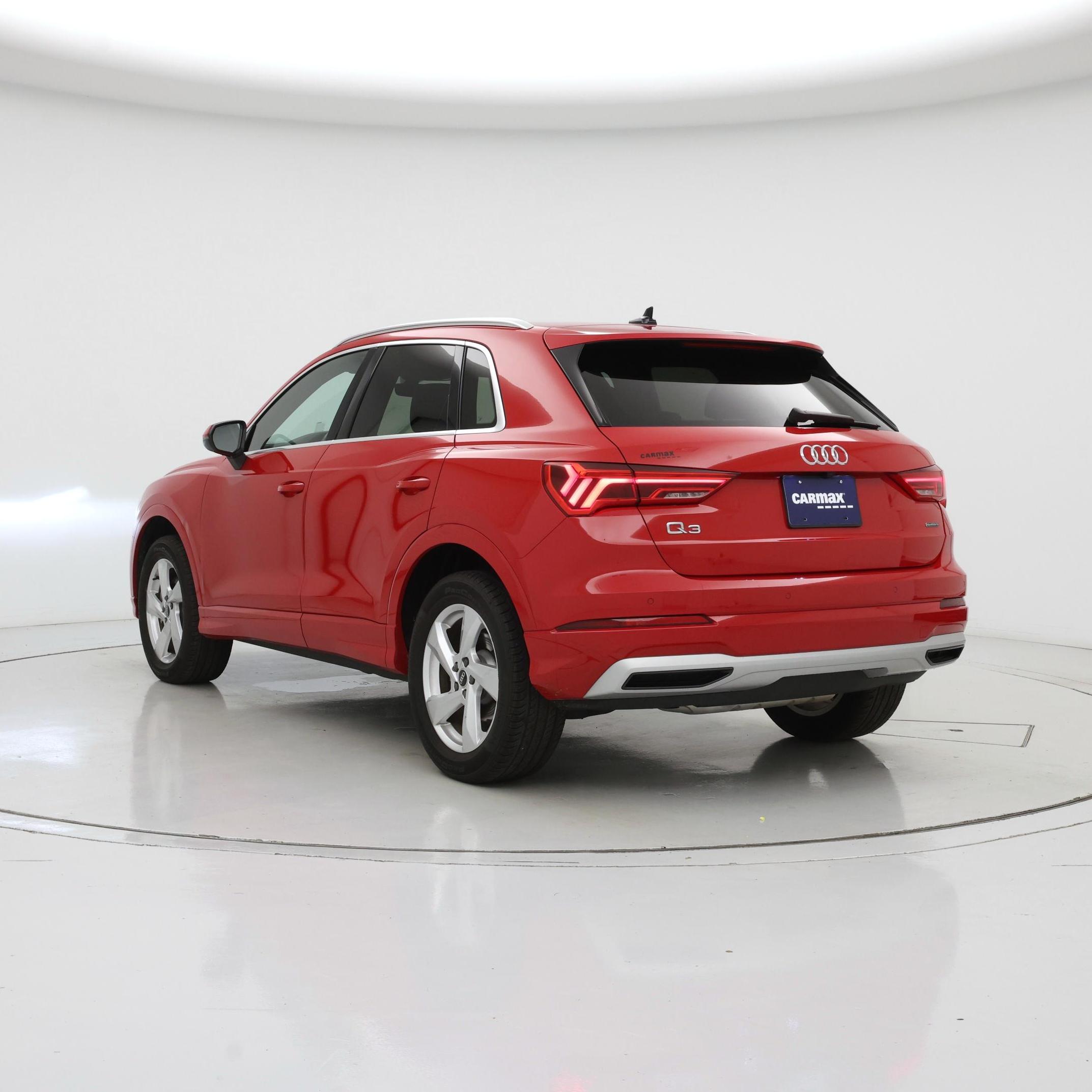 Thumbnail: 2022 Audi Q3 - 2