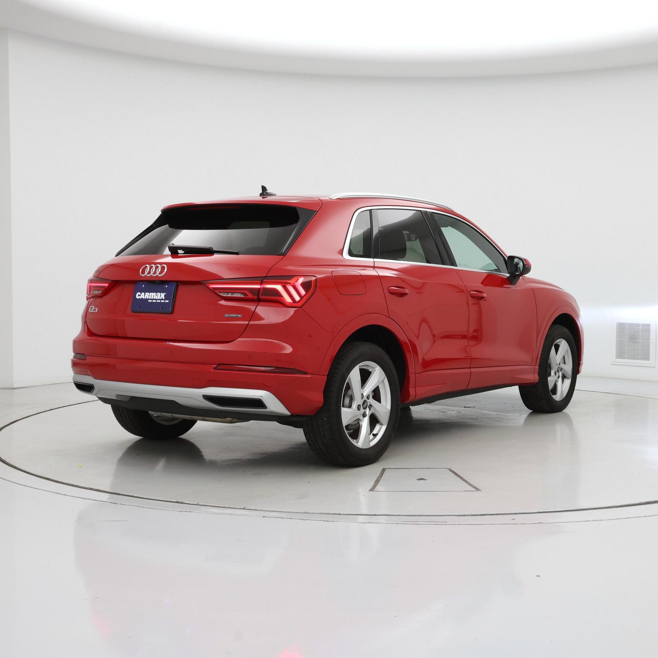 Thumbnail: 2022 Audi Q3 - 8
