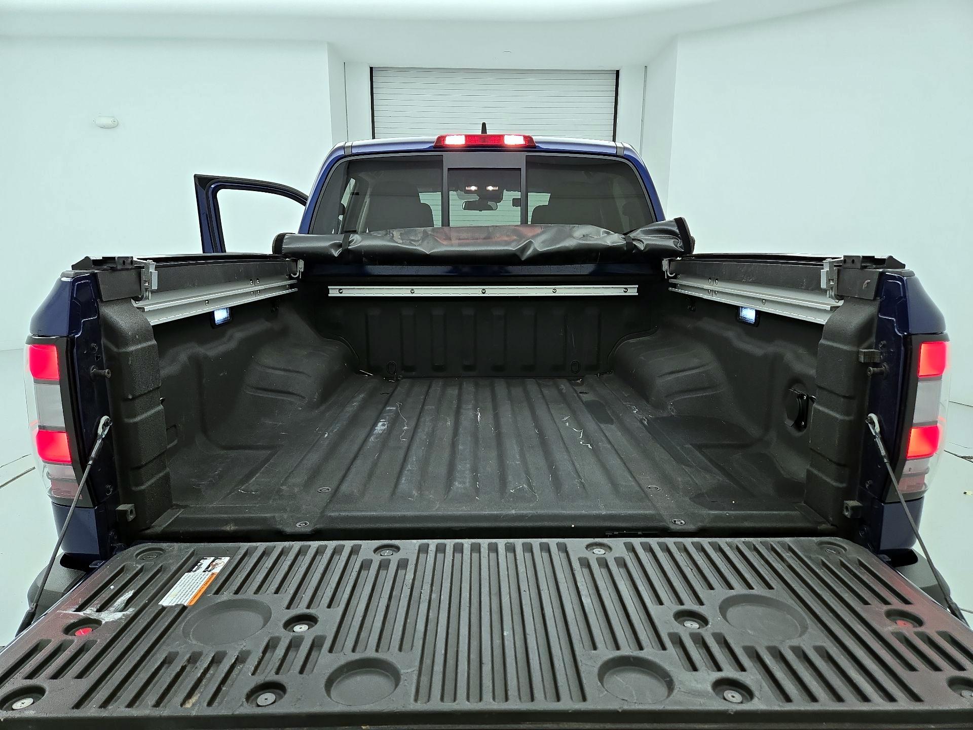 Thumbnail: 2022 Nissan Frontier - 20