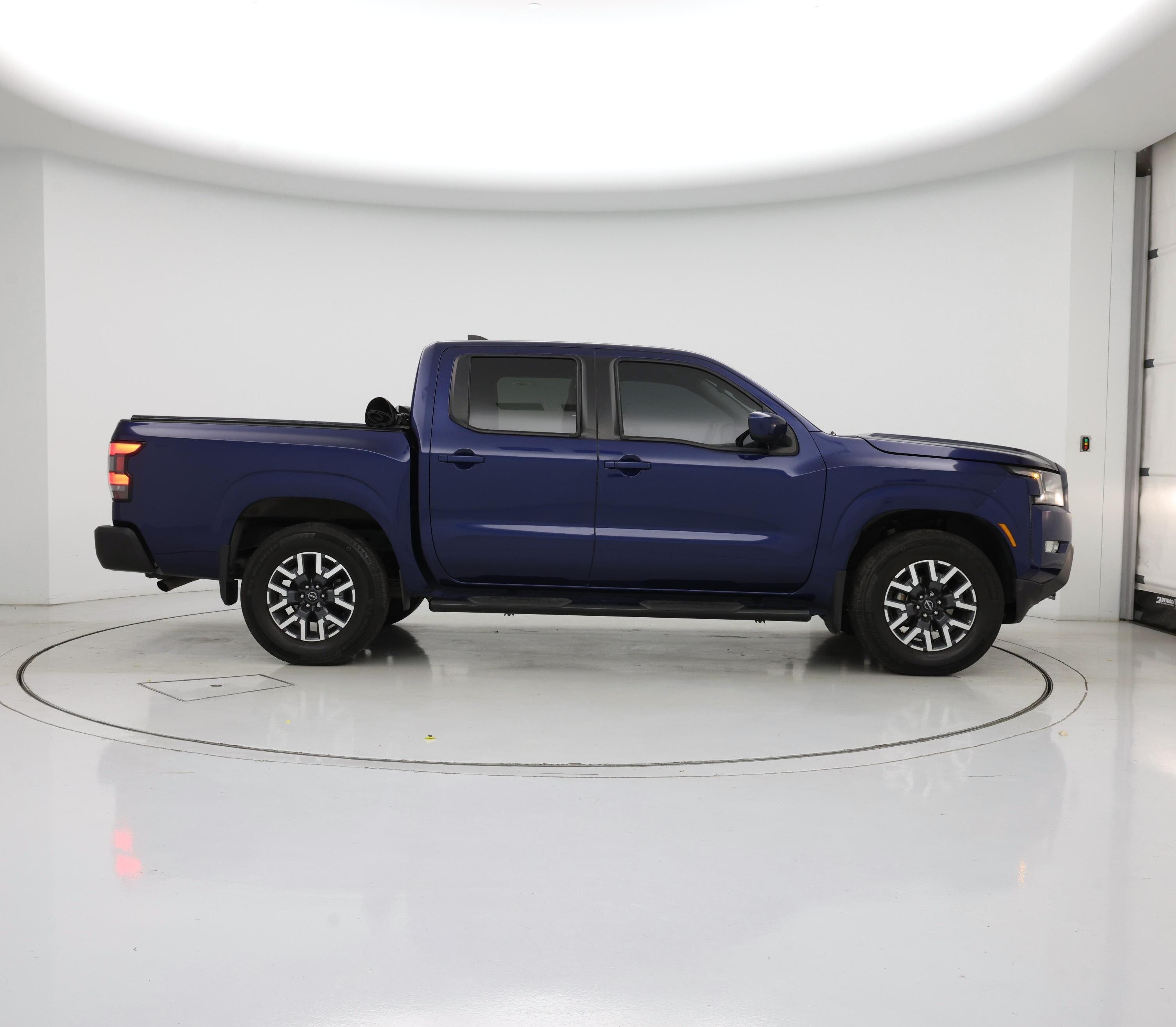 Thumbnail: 2022 Nissan Frontier - 7