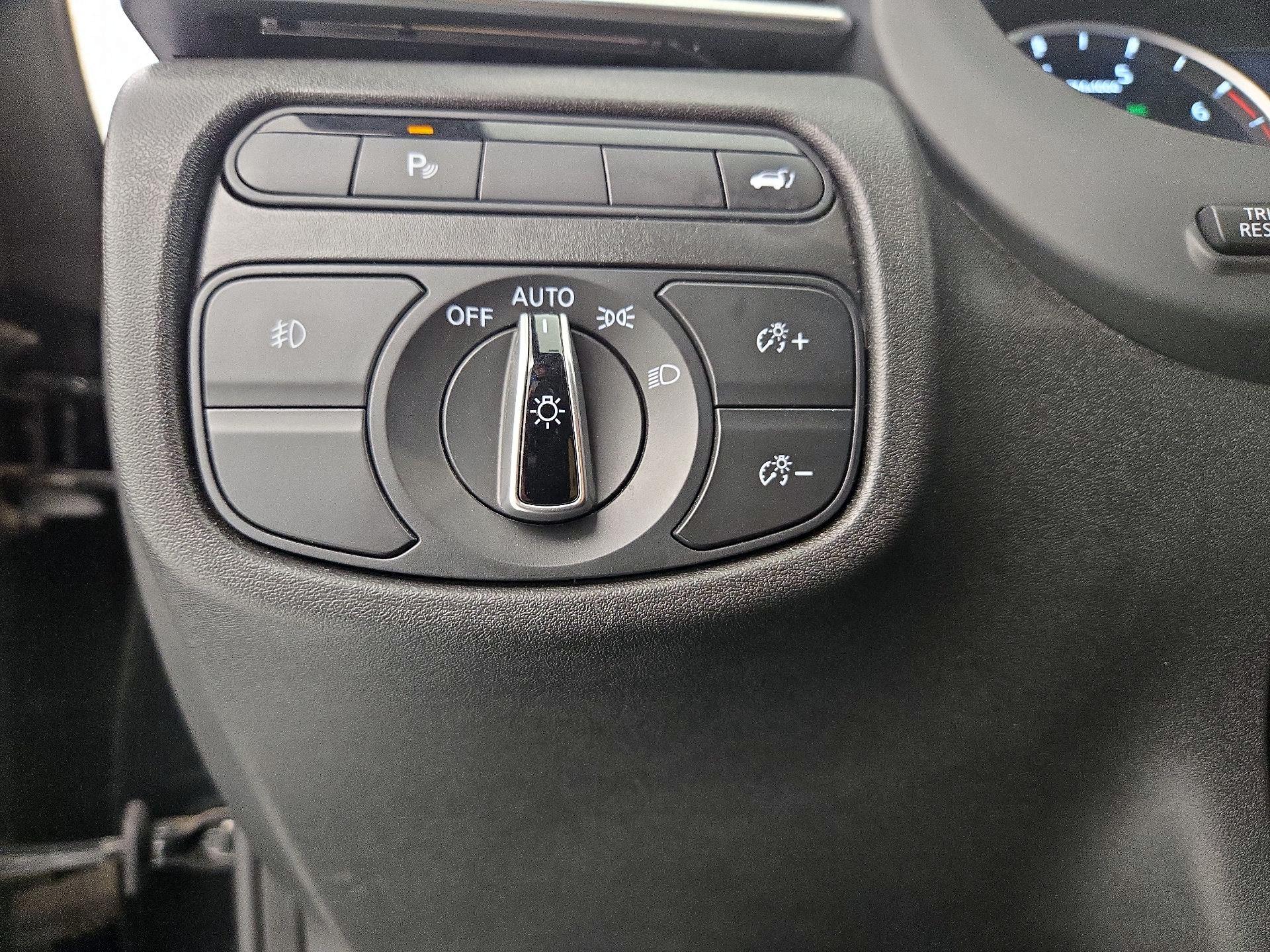 Thumbnail: 2022 INFINITI QX55 - 13