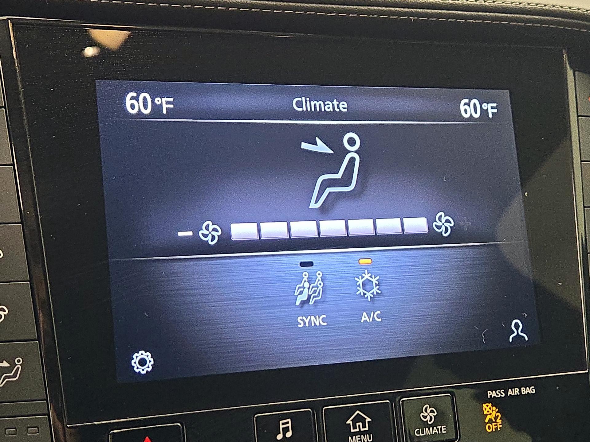 Thumbnail: 2022 INFINITI QX55 - 16