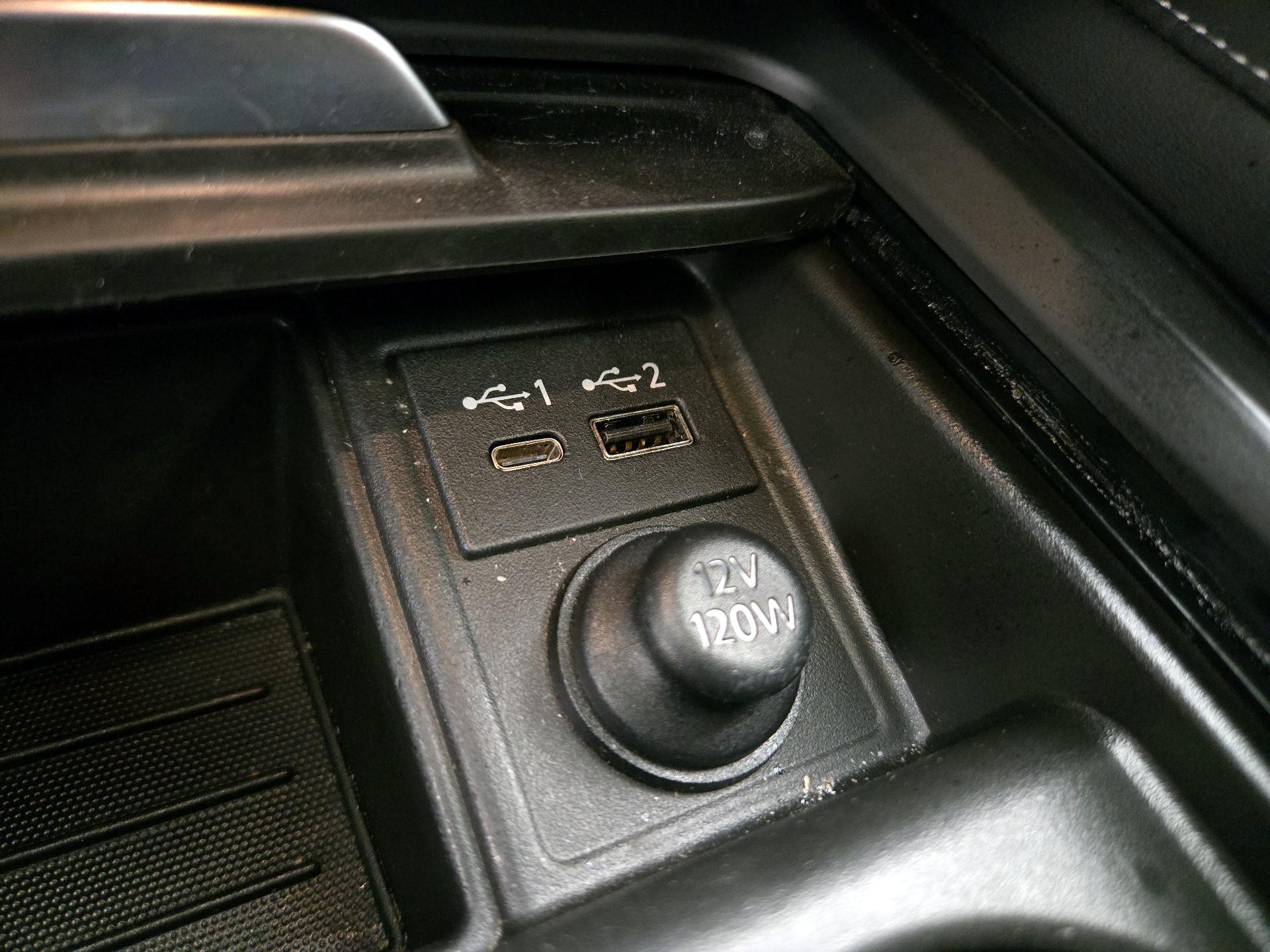 Thumbnail: 2022 INFINITI QX55 - 18