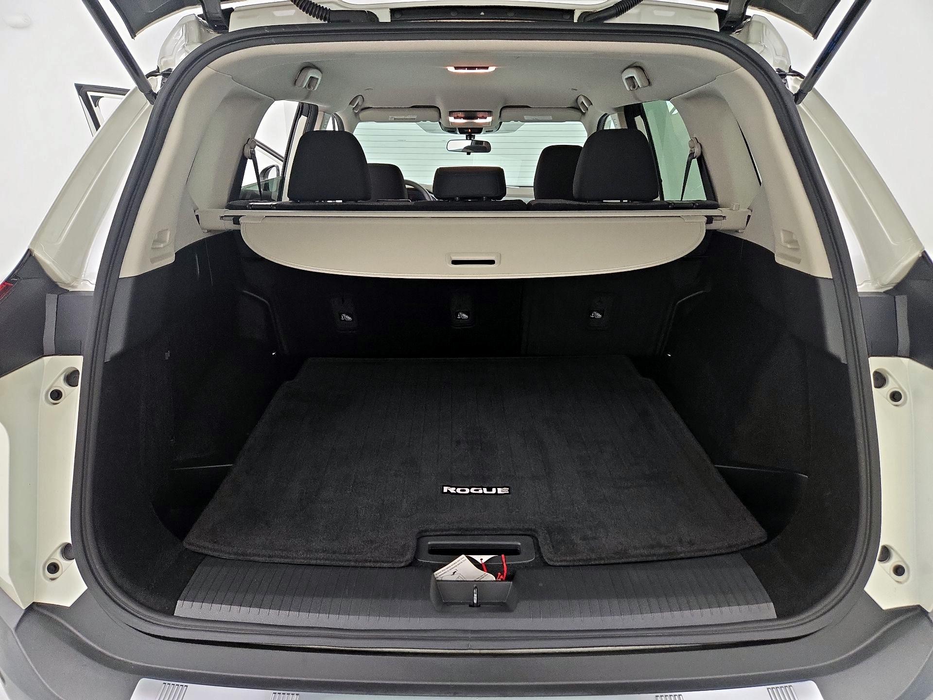 Thumbnail: 2023 Nissan Rogue - 20