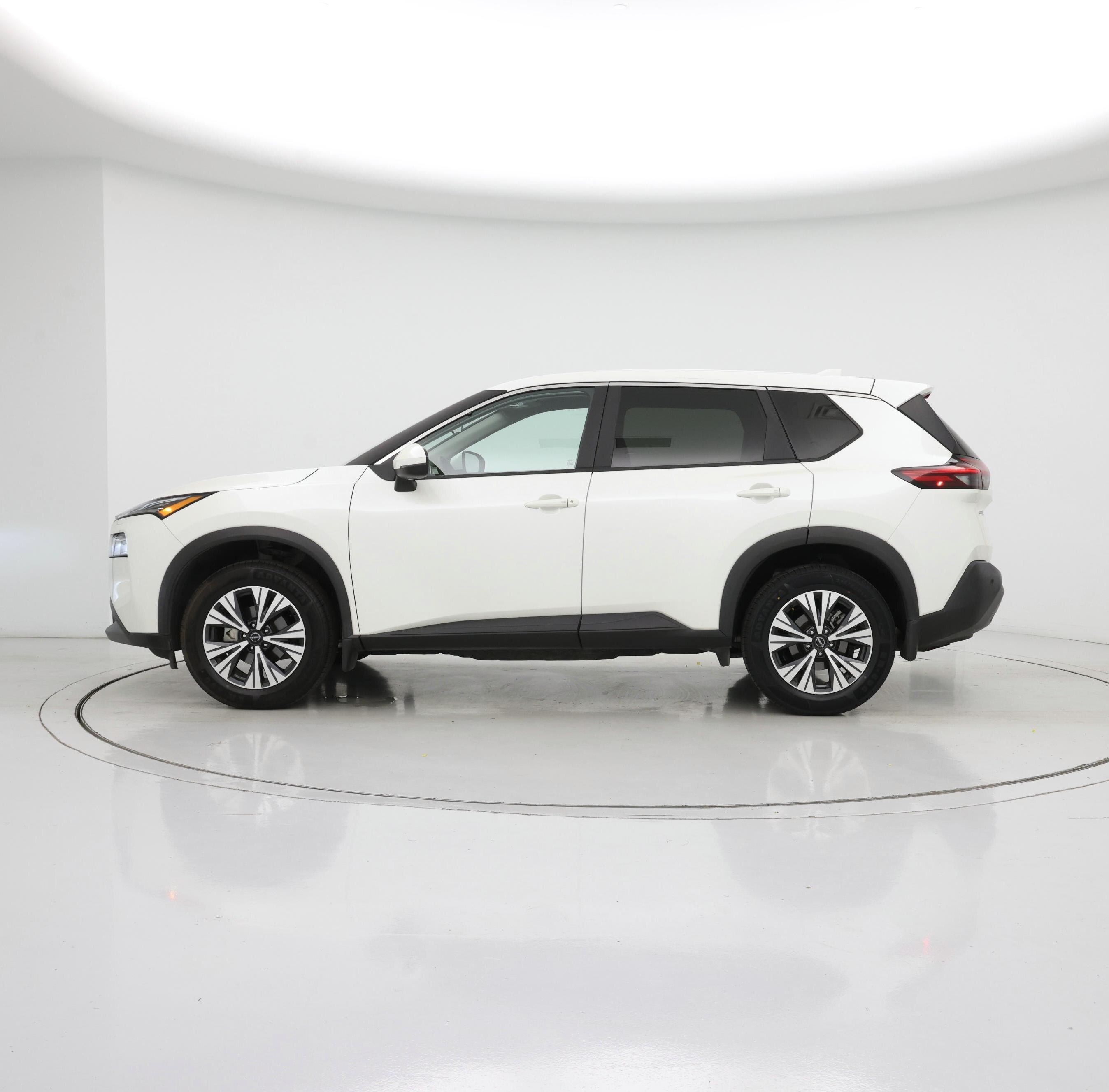 Thumbnail: 2023 Nissan Rogue - 3