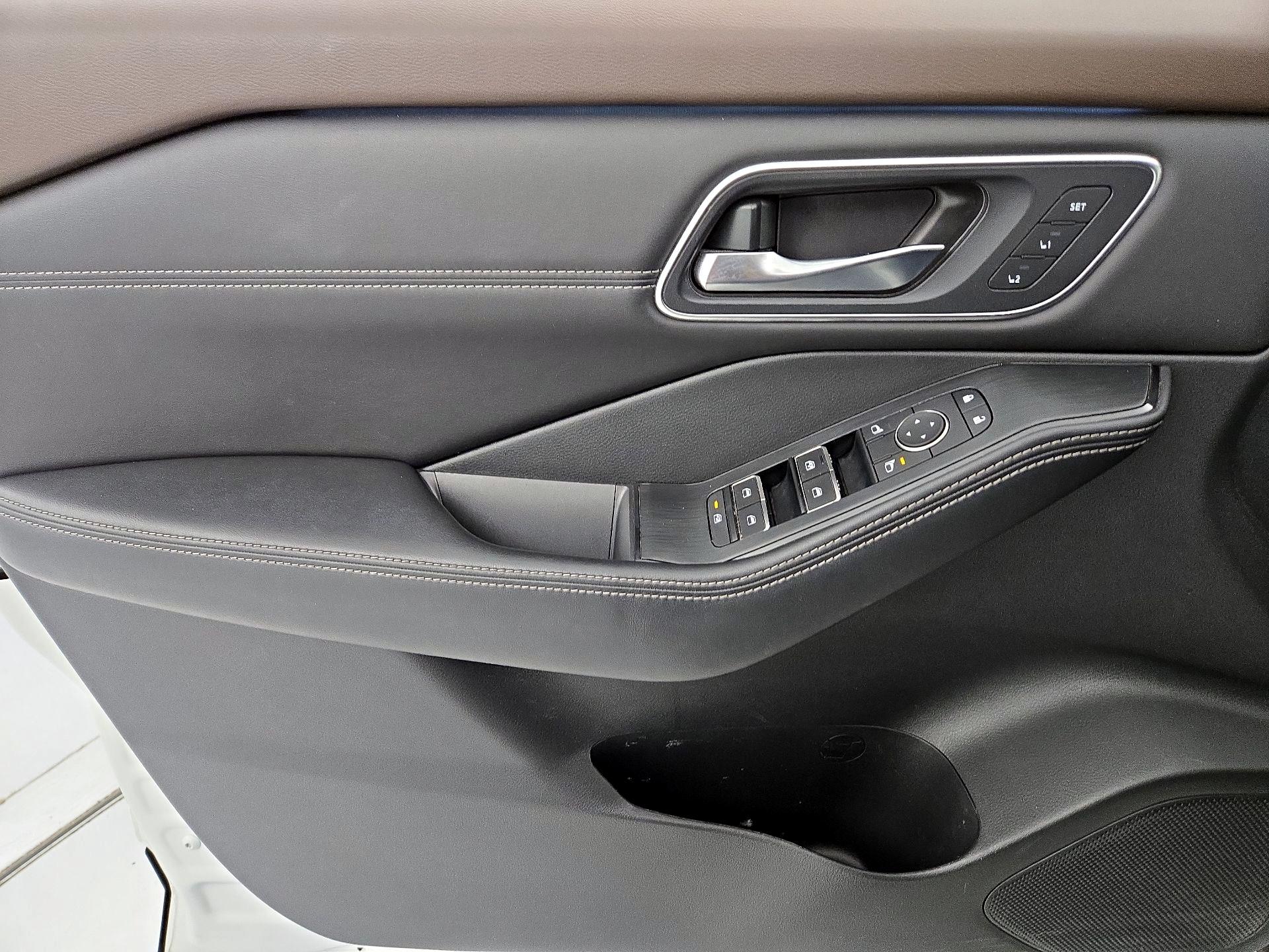 Thumbnail: 2022 Nissan Rogue - 12