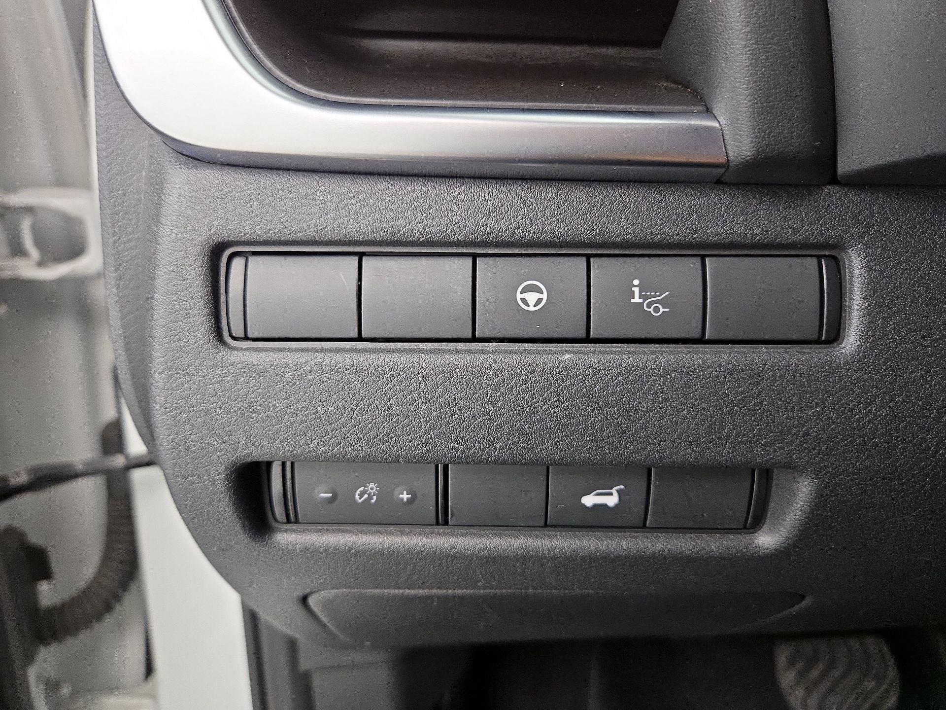 Thumbnail: 2022 Nissan Rogue - 13